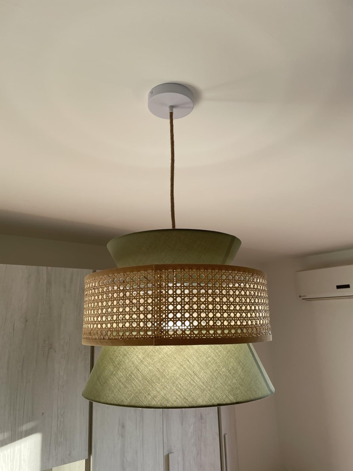 Sklum Yereh lampadario rattan verde kaki Ø40 cm