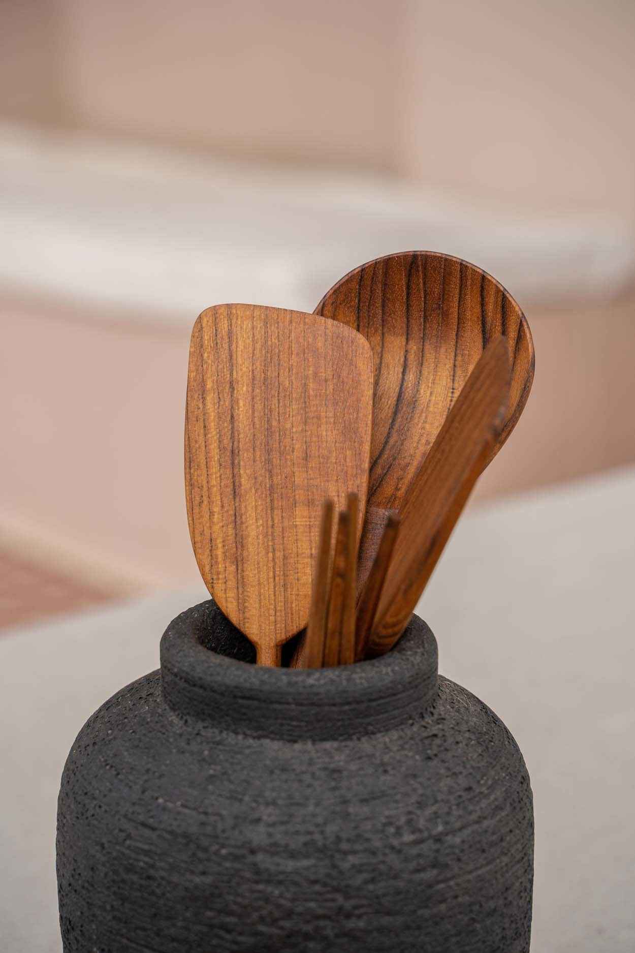 Bambua Peaky vaso terracotta nero S fiori secchi