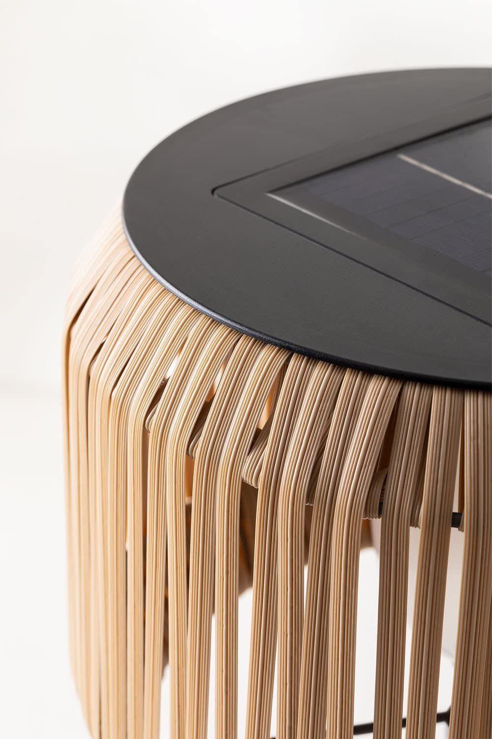 Sklum Grigor lampada solare da esterno nero rattan