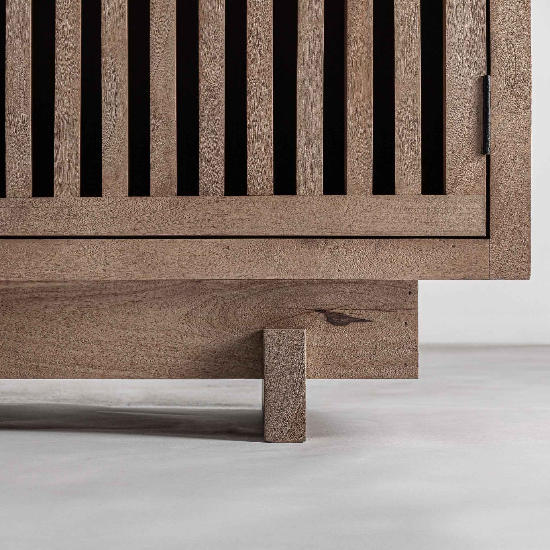 Bambua Gàbia mobile TV legno mango basso
