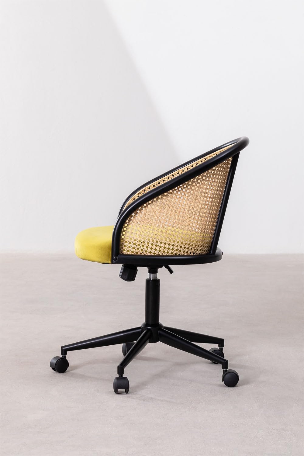 Sklum Kloe Black sedia da scrivania nera con ruote