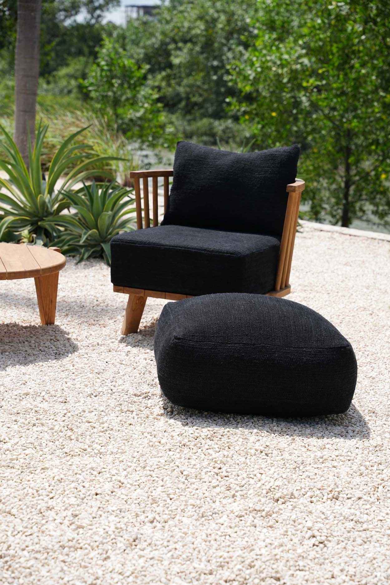 Bambua The Comfy pouf nero in tessuto