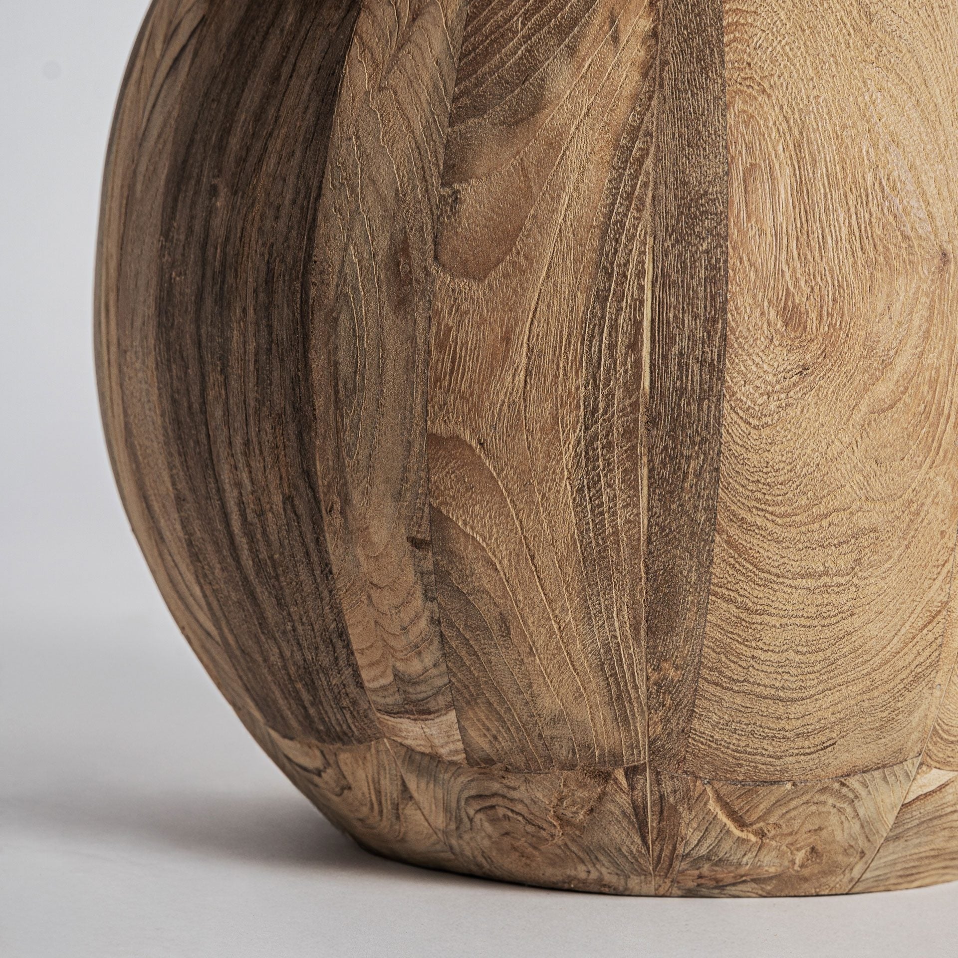 Bambua Erloy tavolino rotondo in teak di recupero