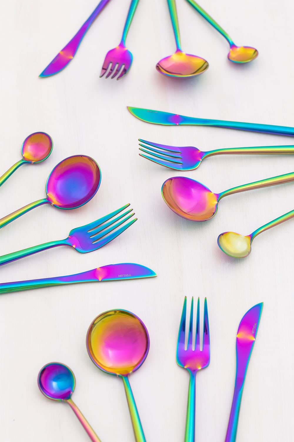 Sklum Noya set posate 16 pz iridescenti acciaio