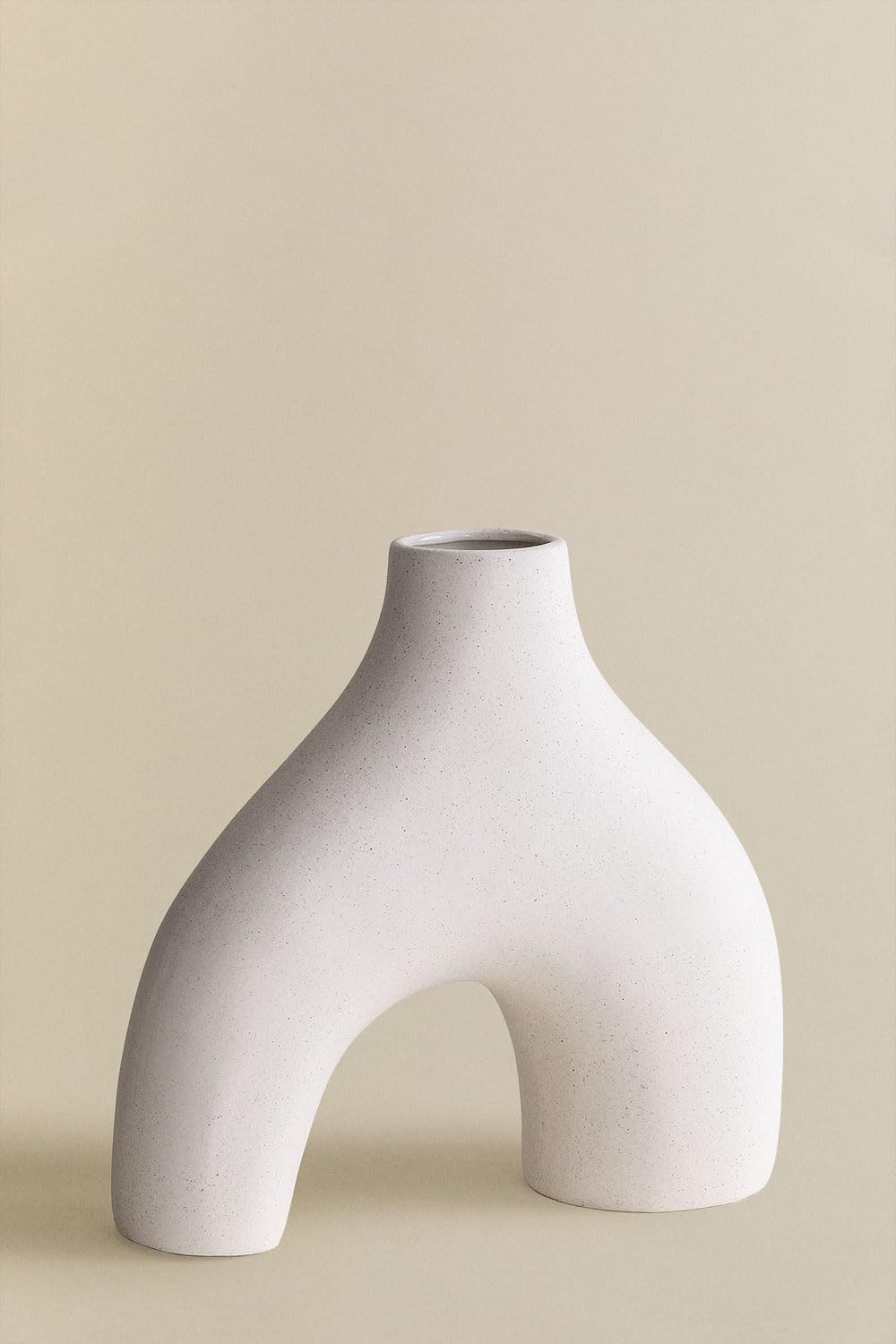 Sklum Sarkis vaso in ceramica h 24 cm curvo