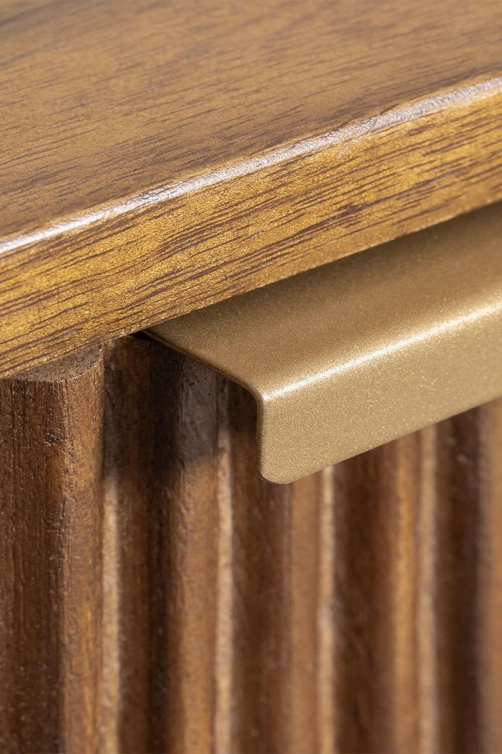 Sklum Baty comodino legno mango gambe ferro
