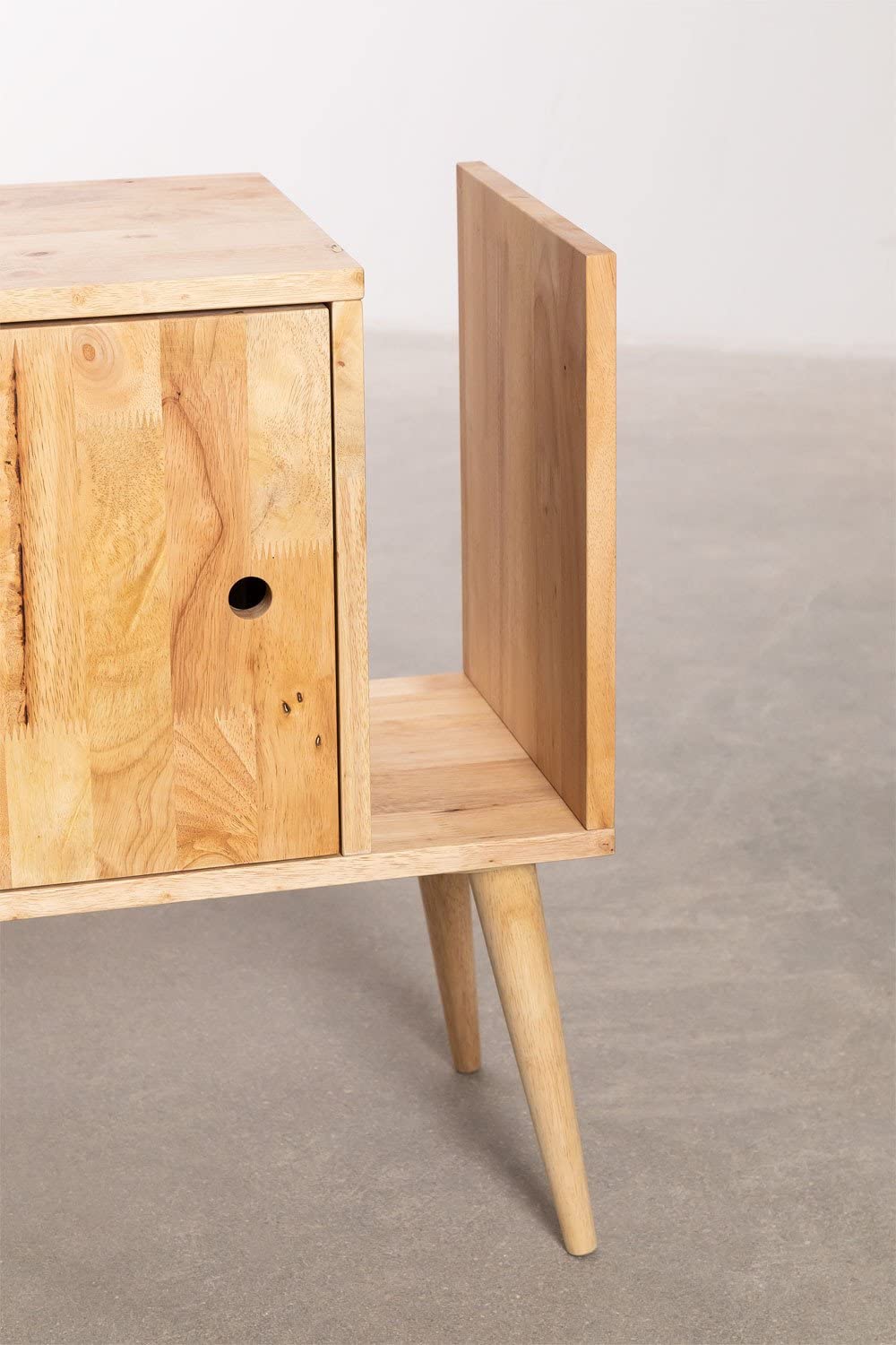 Sklum Arlan tavolino portariviste in legno