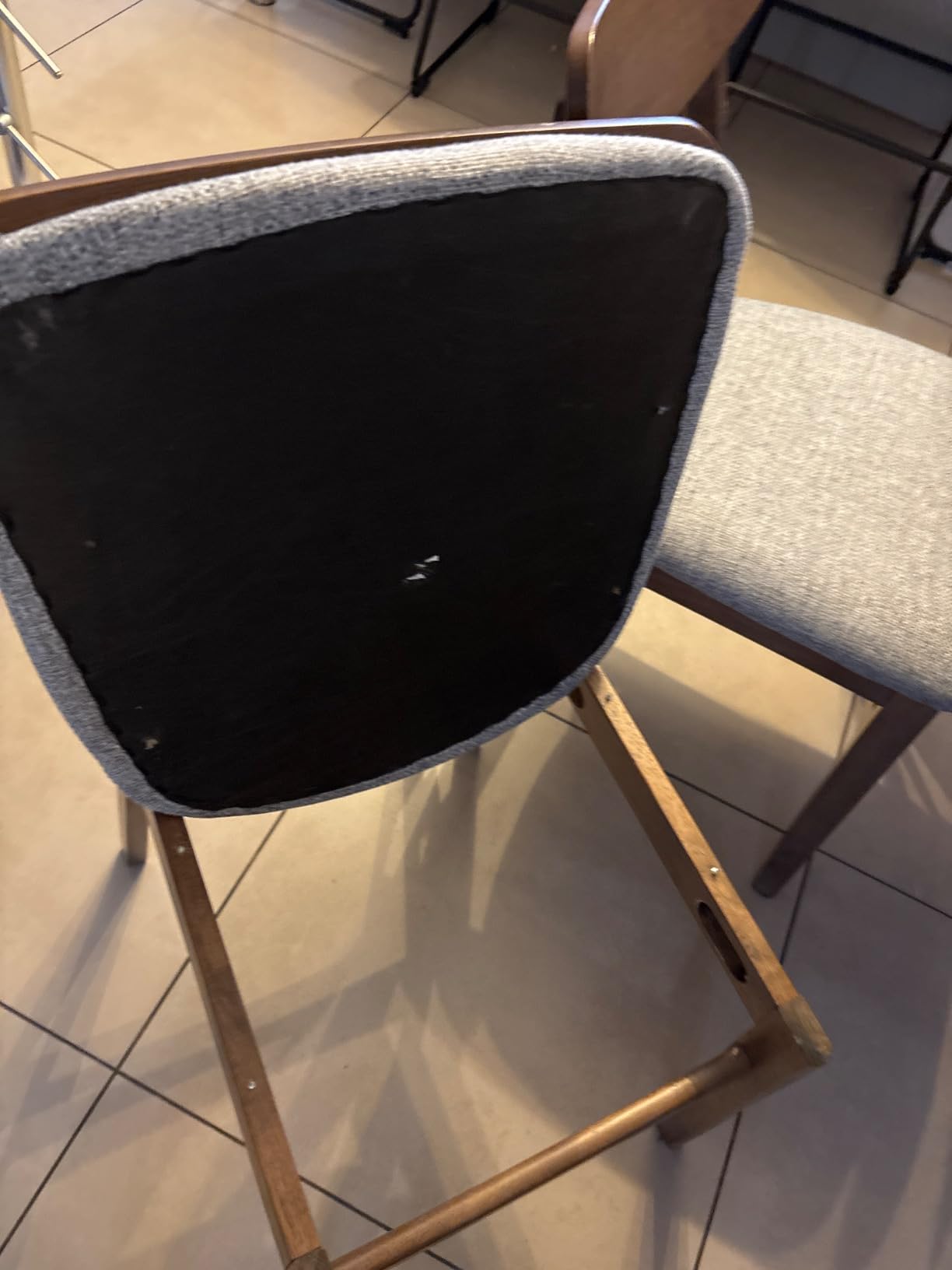 Sklum Cloda sedia da pranzo in tessuto e legno