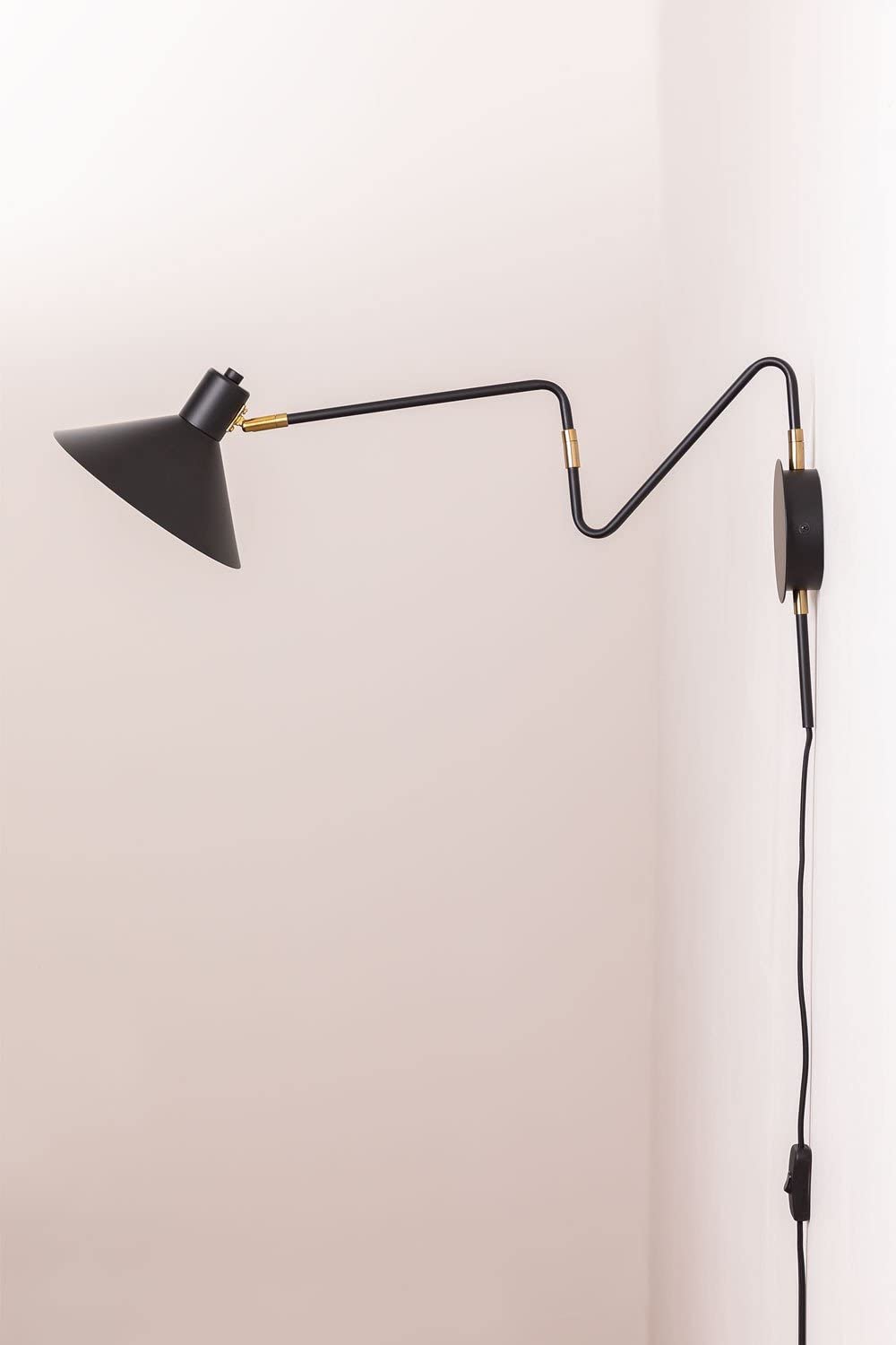 Sklum Lizz lampada da parete nera snodabile E14