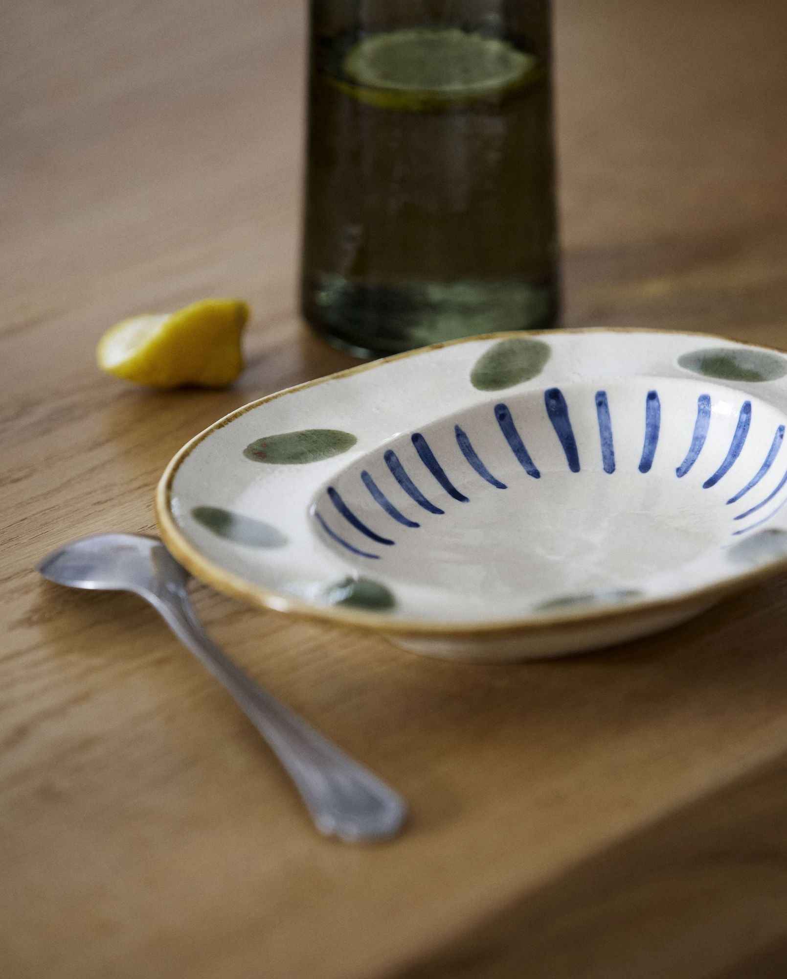 Bambua Atelier Forma Olea piatto ceramica ulivi