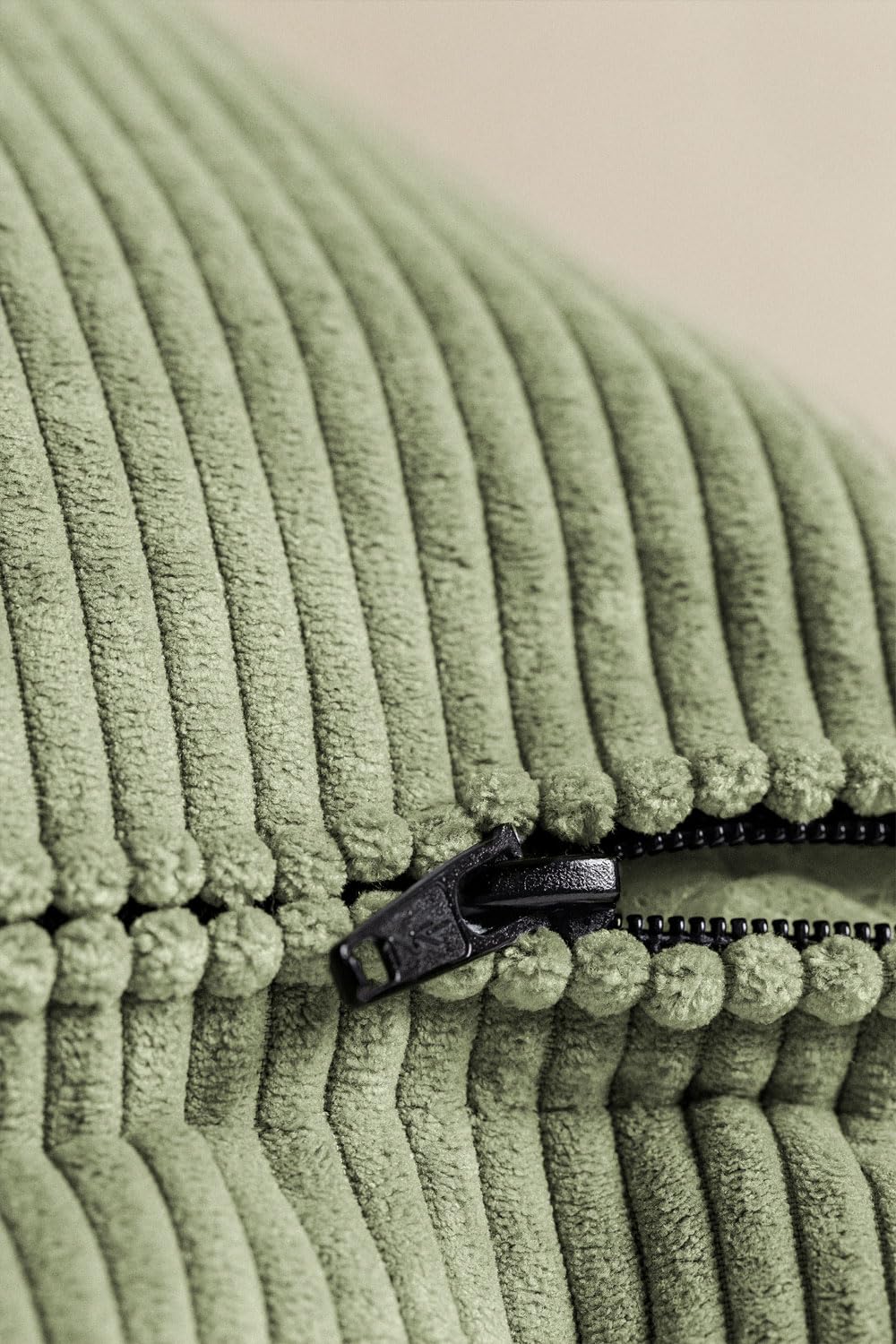 Sklum Kata Cuscino Quadrato 53x53 cm Velluto Verde Militare