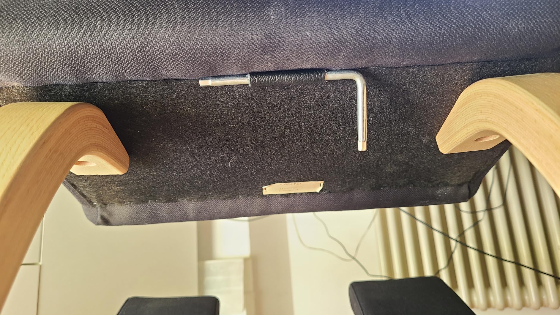 Varier Variable sedia ergonomica naturale blu a dondolo