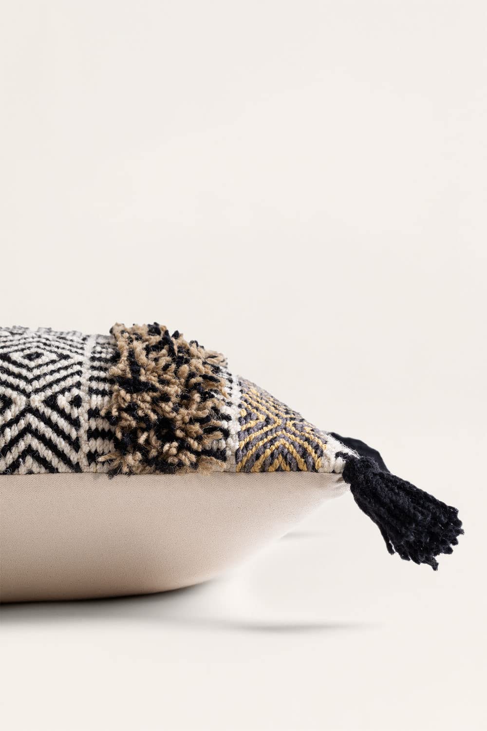 Sklum Kead Style cuscino rettangolare 40x60 nero crema