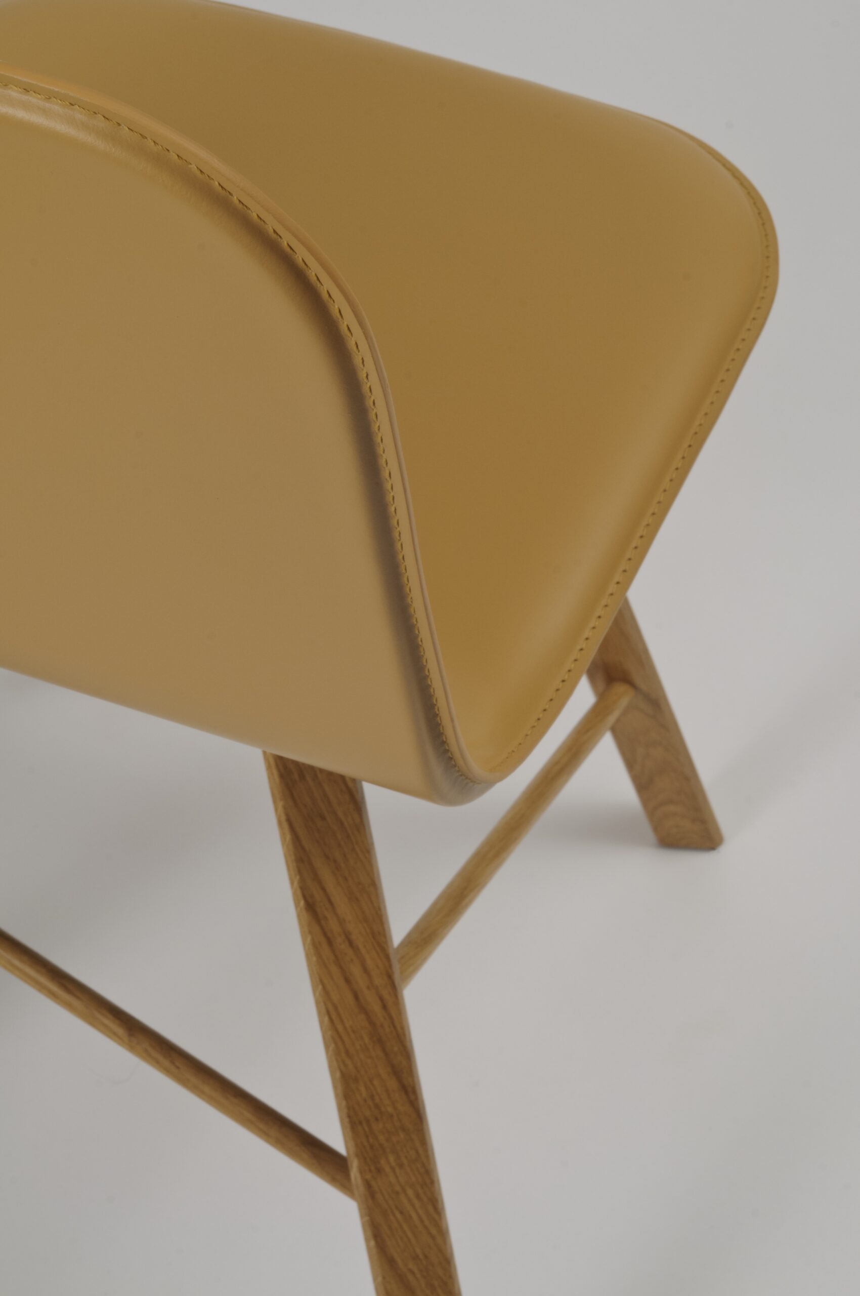Colé Tria Simple sedia imbottita curva
