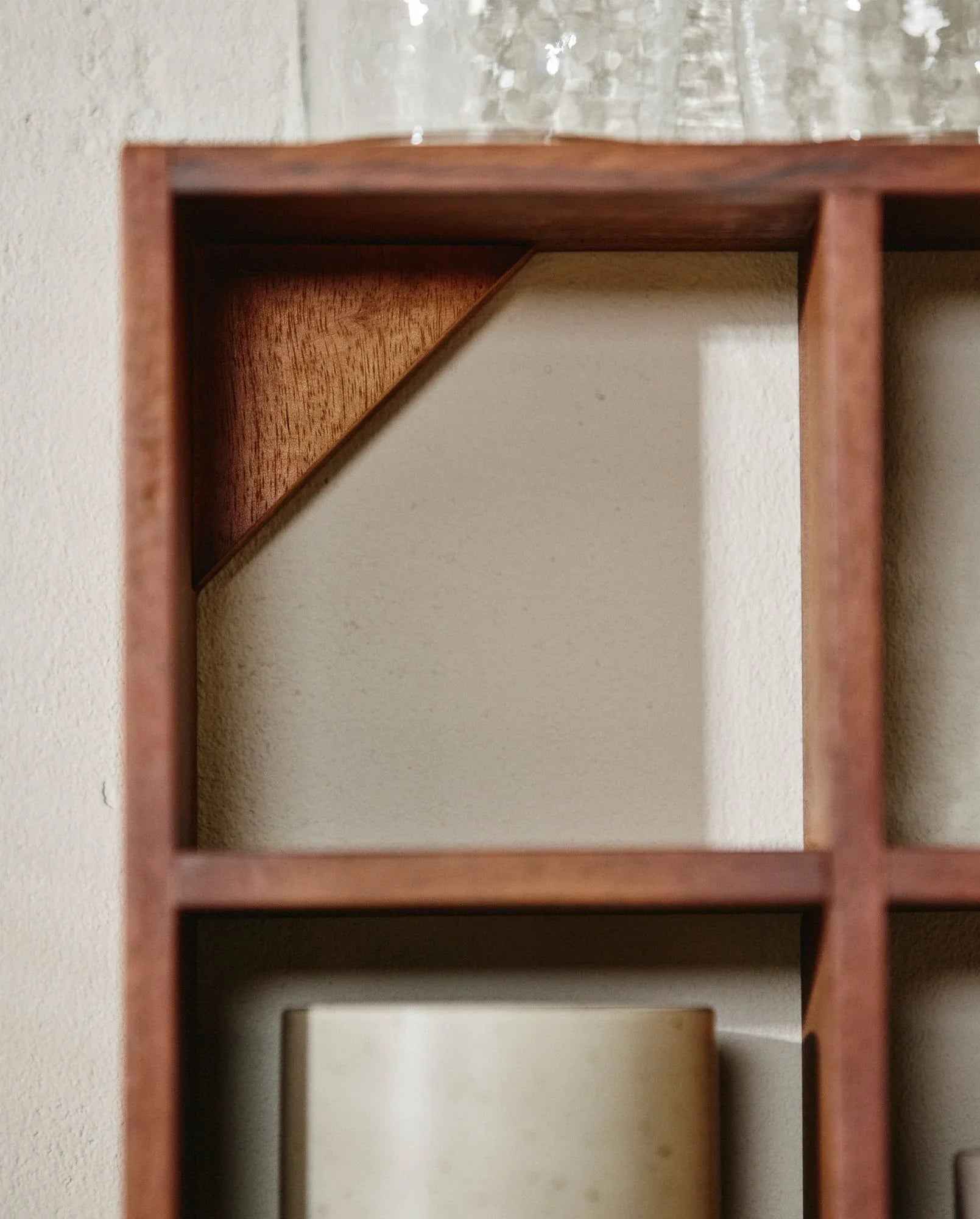Bambua Ossa Cup Shelf Medium mensola da parete