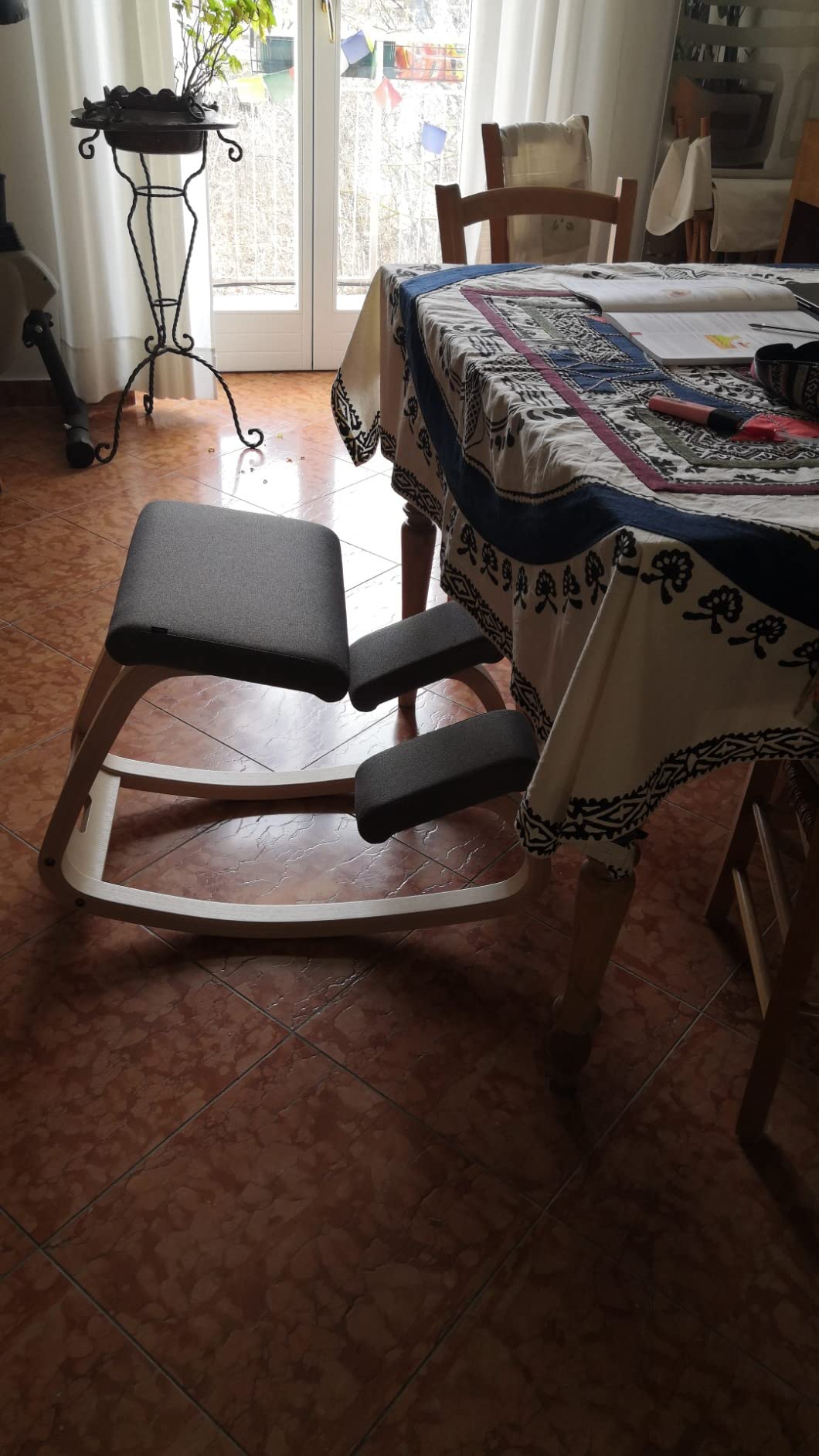 Varier Variable sedia ergonomica a dondolo naturale grigia