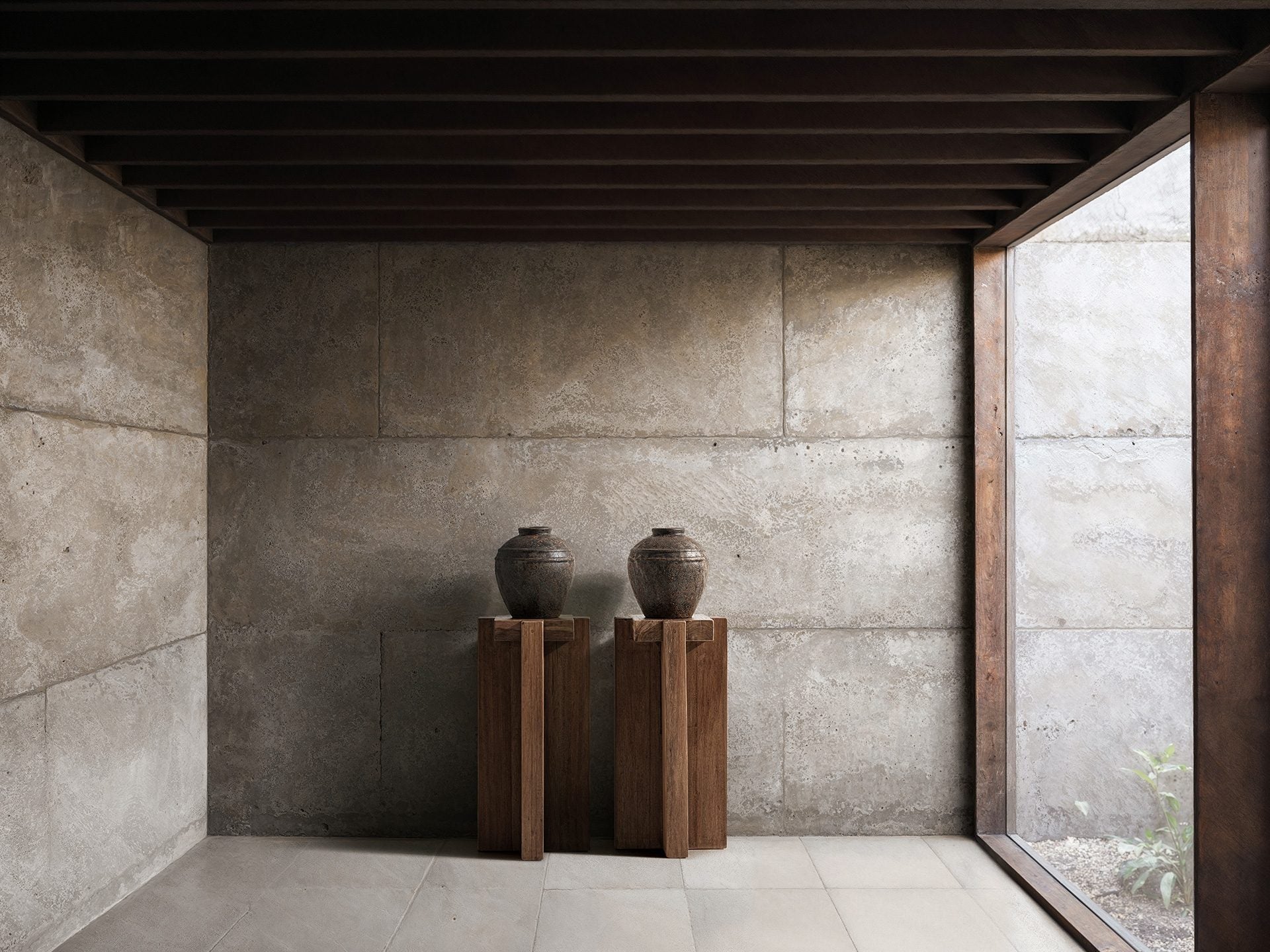 Bambua Brutalist Stand piedistallo sal