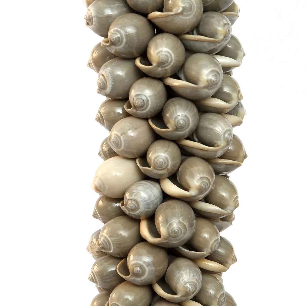 Bambua Shell Tassel nappa conchiglie grigia