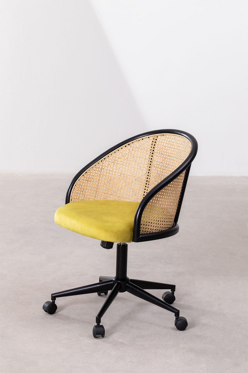 Sklum Kloe Black sedia da scrivania nera con ruote