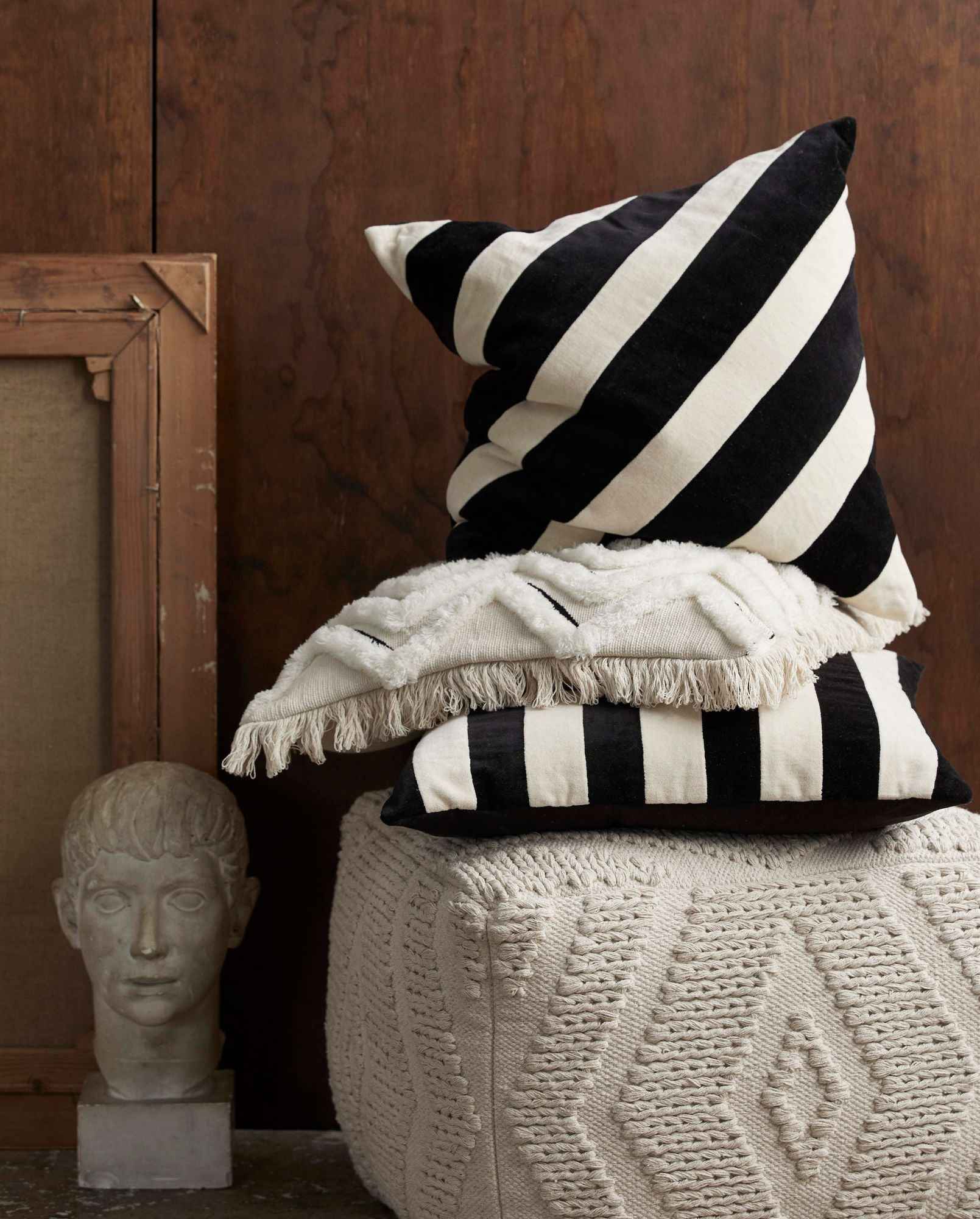Bambua Wular pouf bianco panna fatto a mano