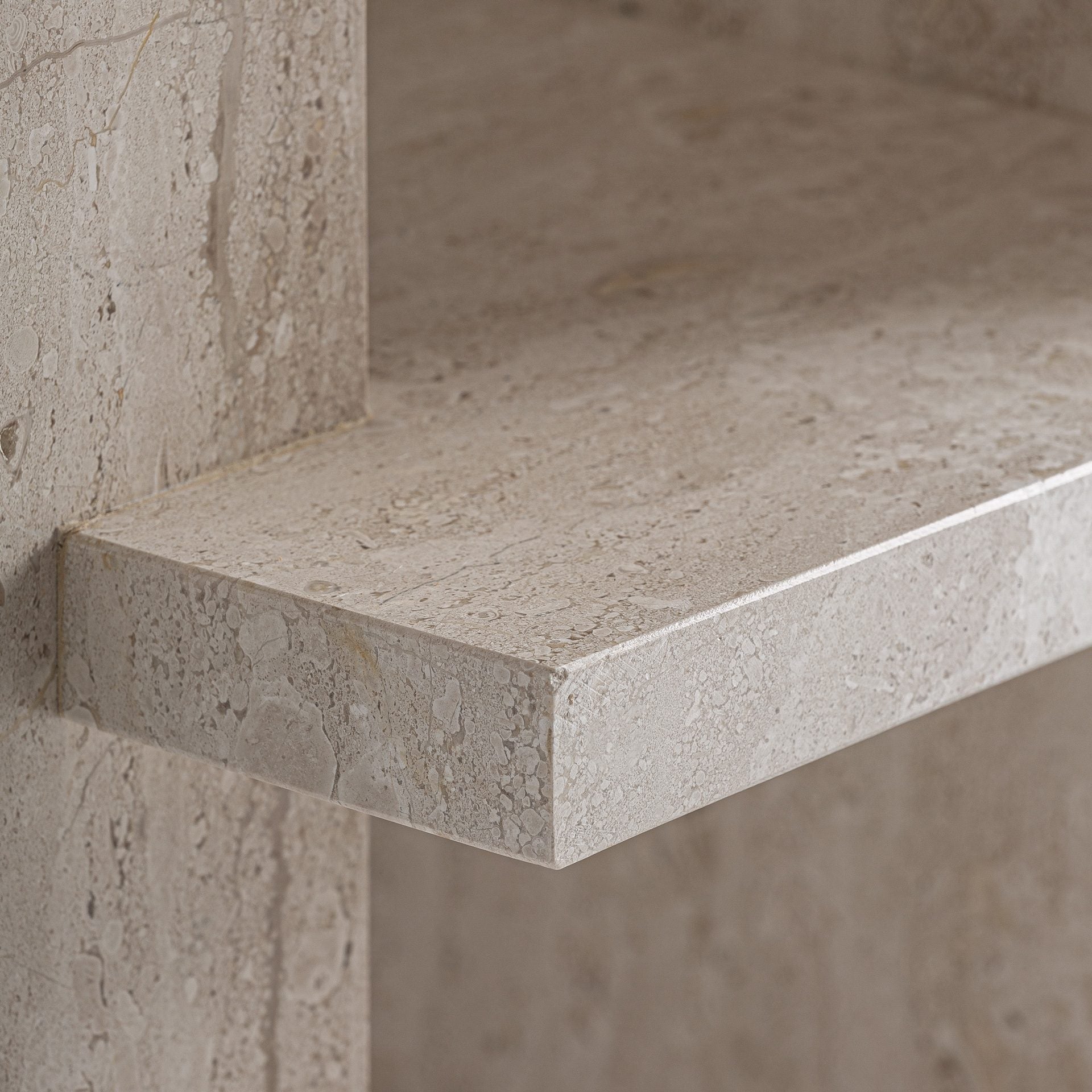 Bambua Korba comodino travertino beige