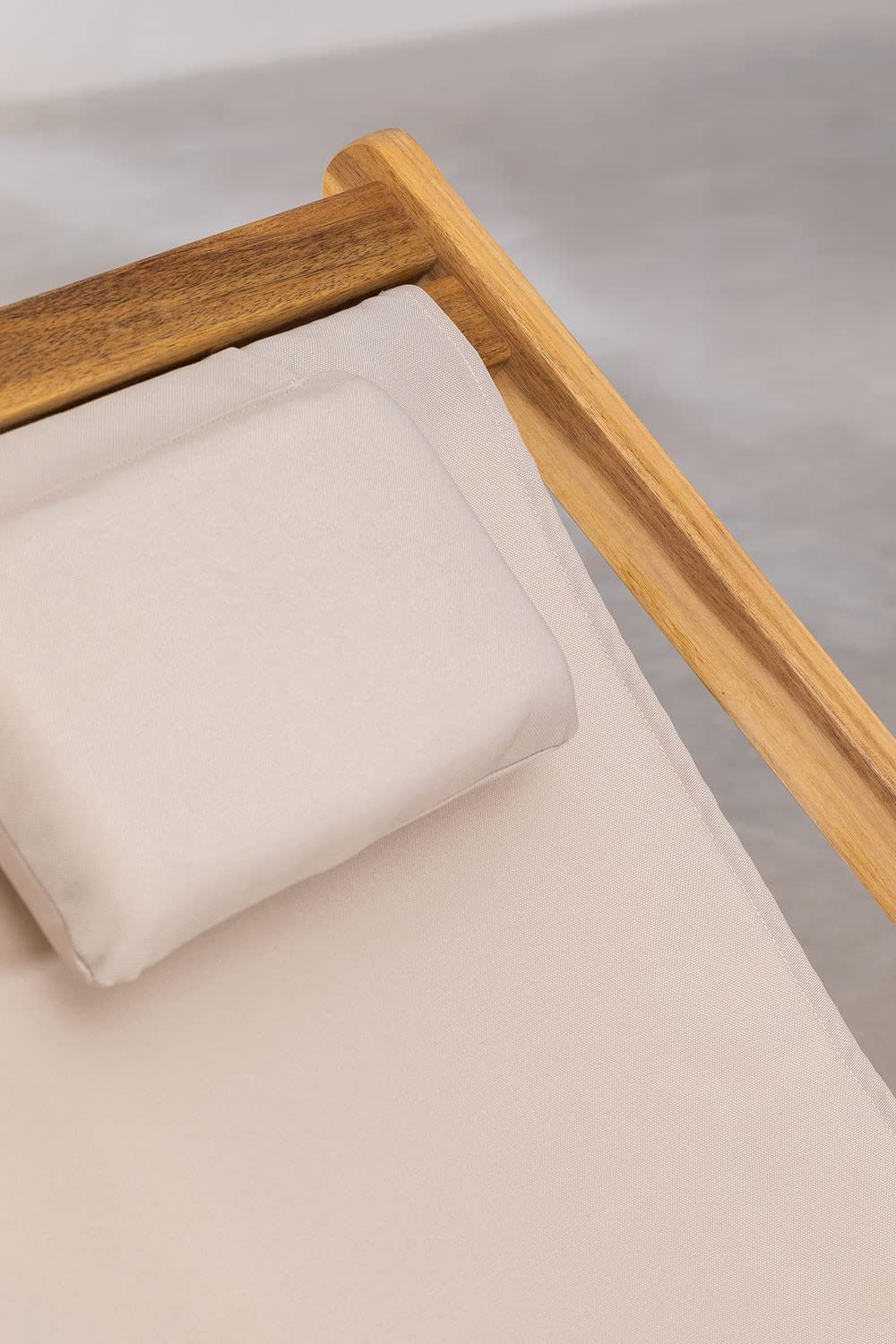 Sklum Kardis Sdraio Pieghevole Legno Nude Beige con Cuscino