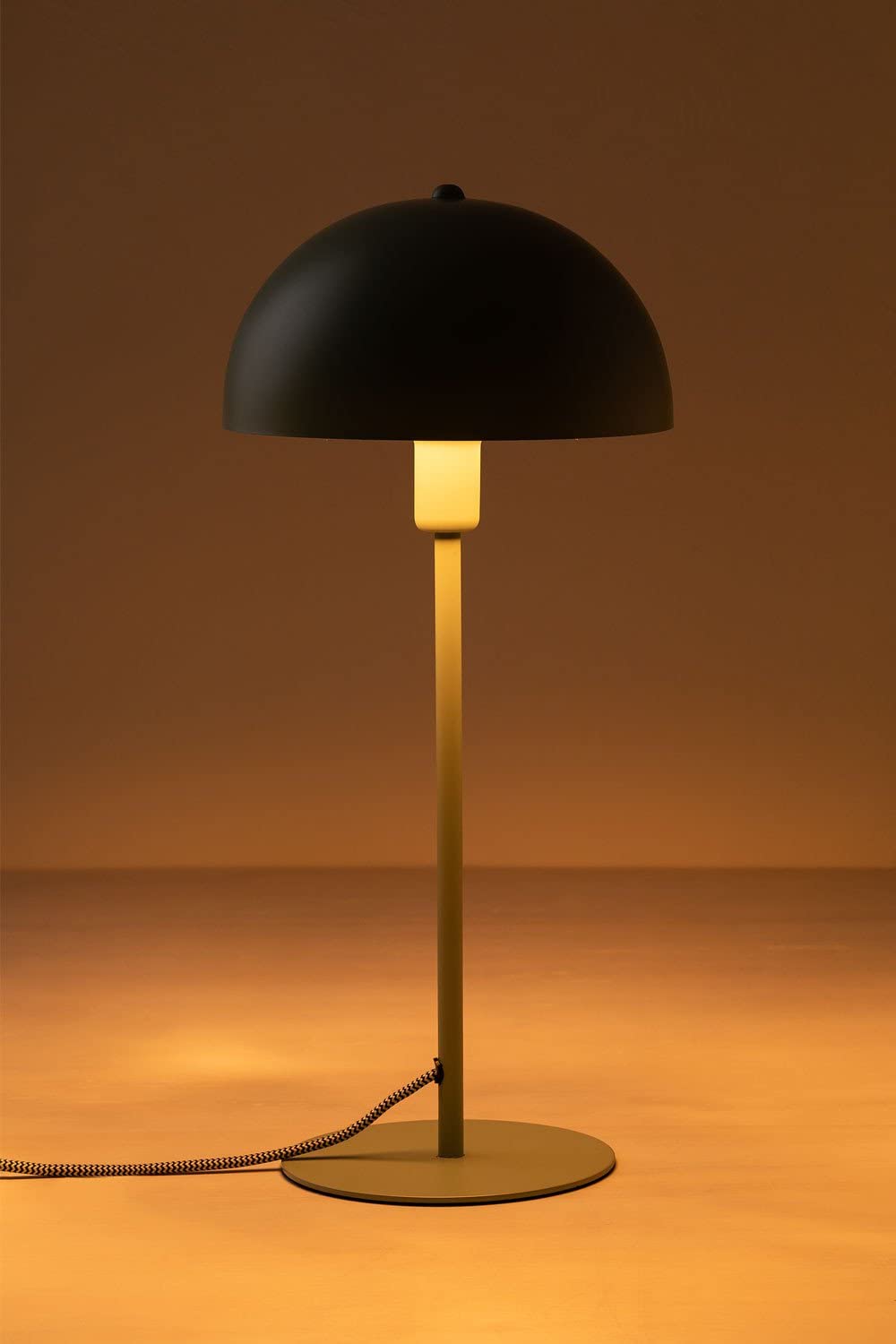 Sklum Alnair lampada da tavolo ferro fungo