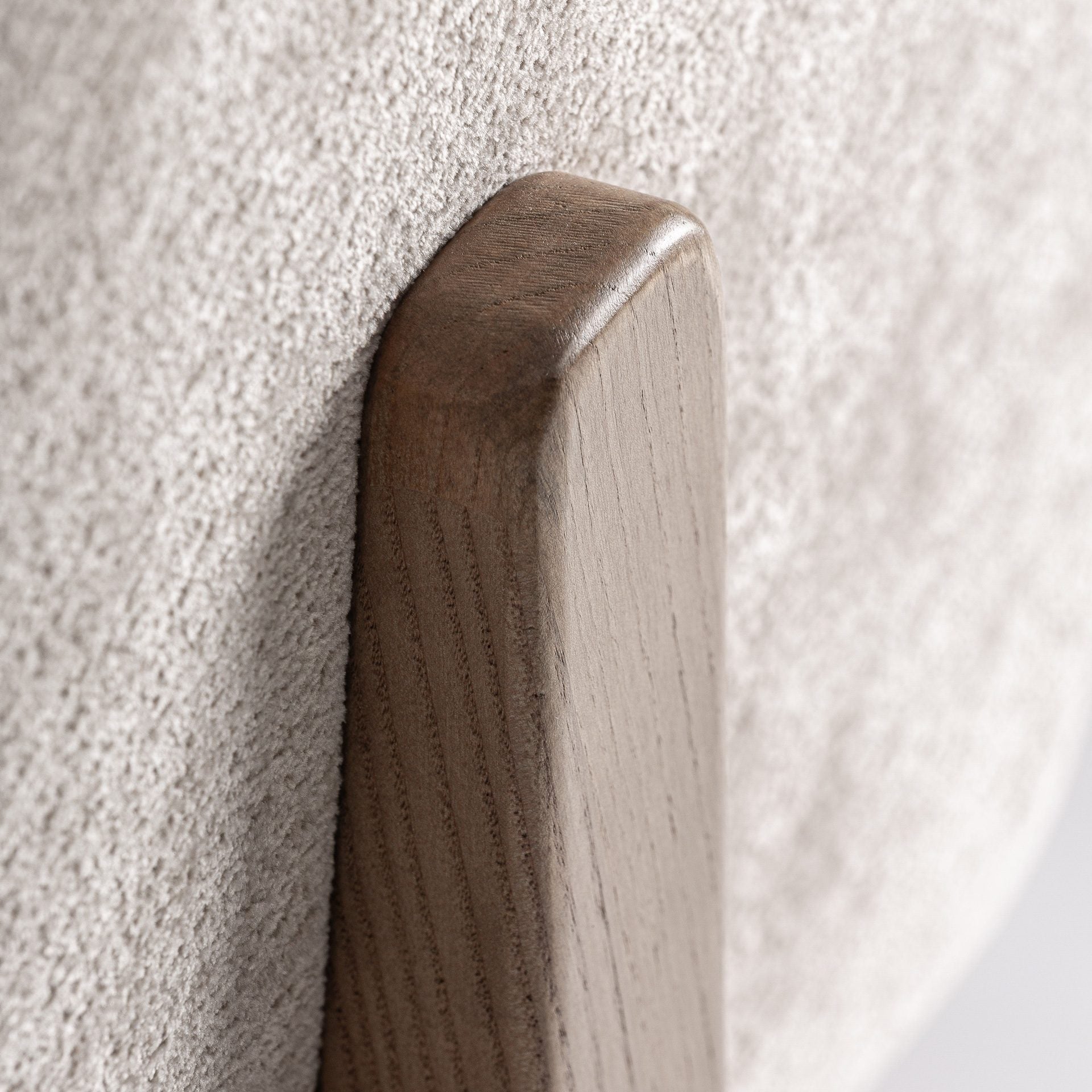 Bambua Lupin Sedia Imbottita Beige Gambe in Frassino