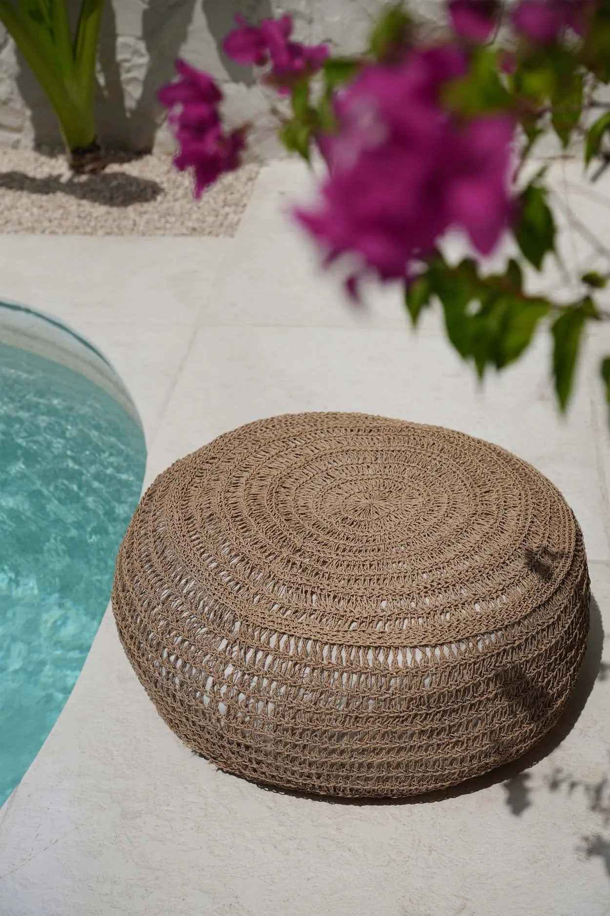 Bambua Seagrass pouf in seagrass naturale M