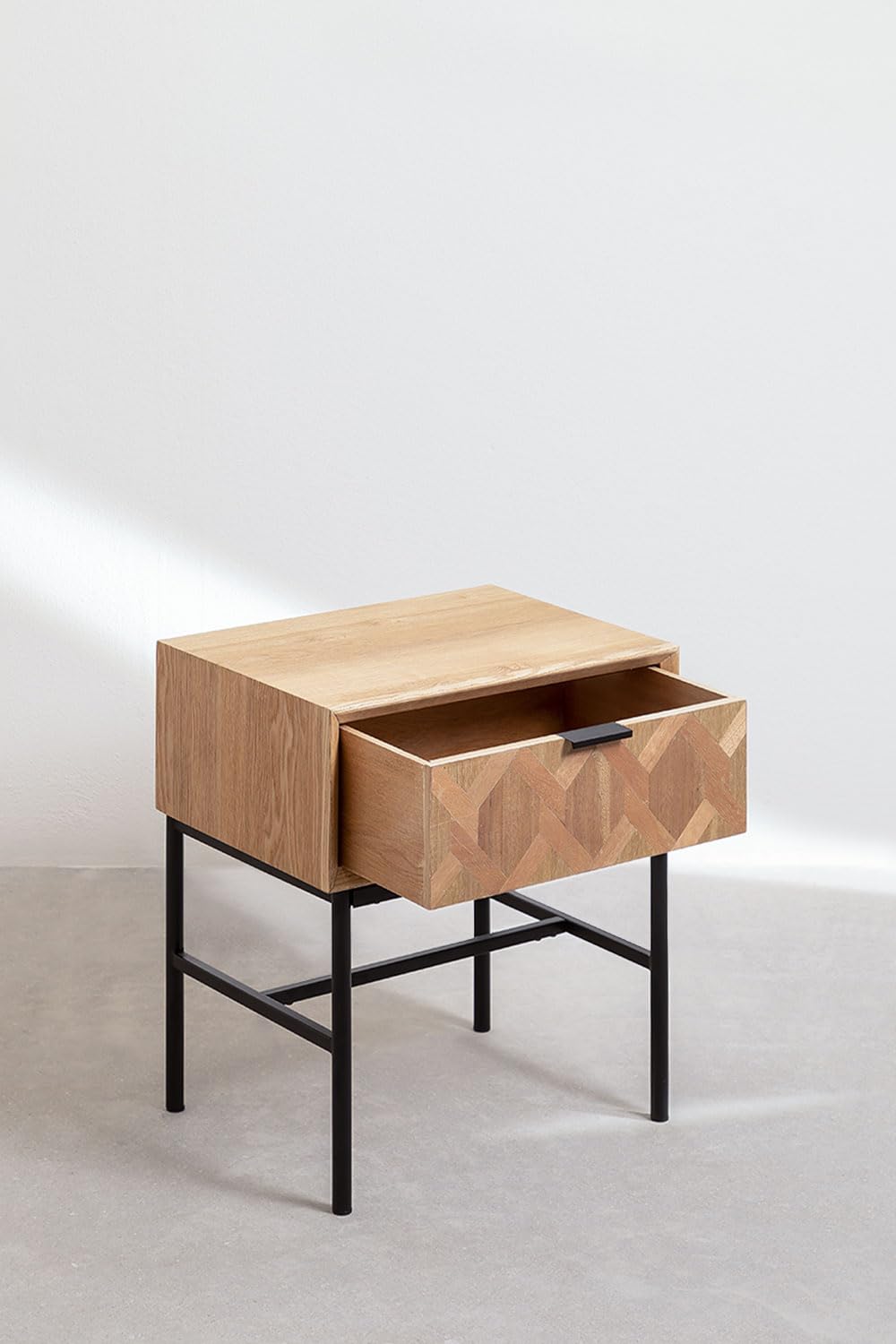 Sklum Gugh comodino legno frassino con cassetto
