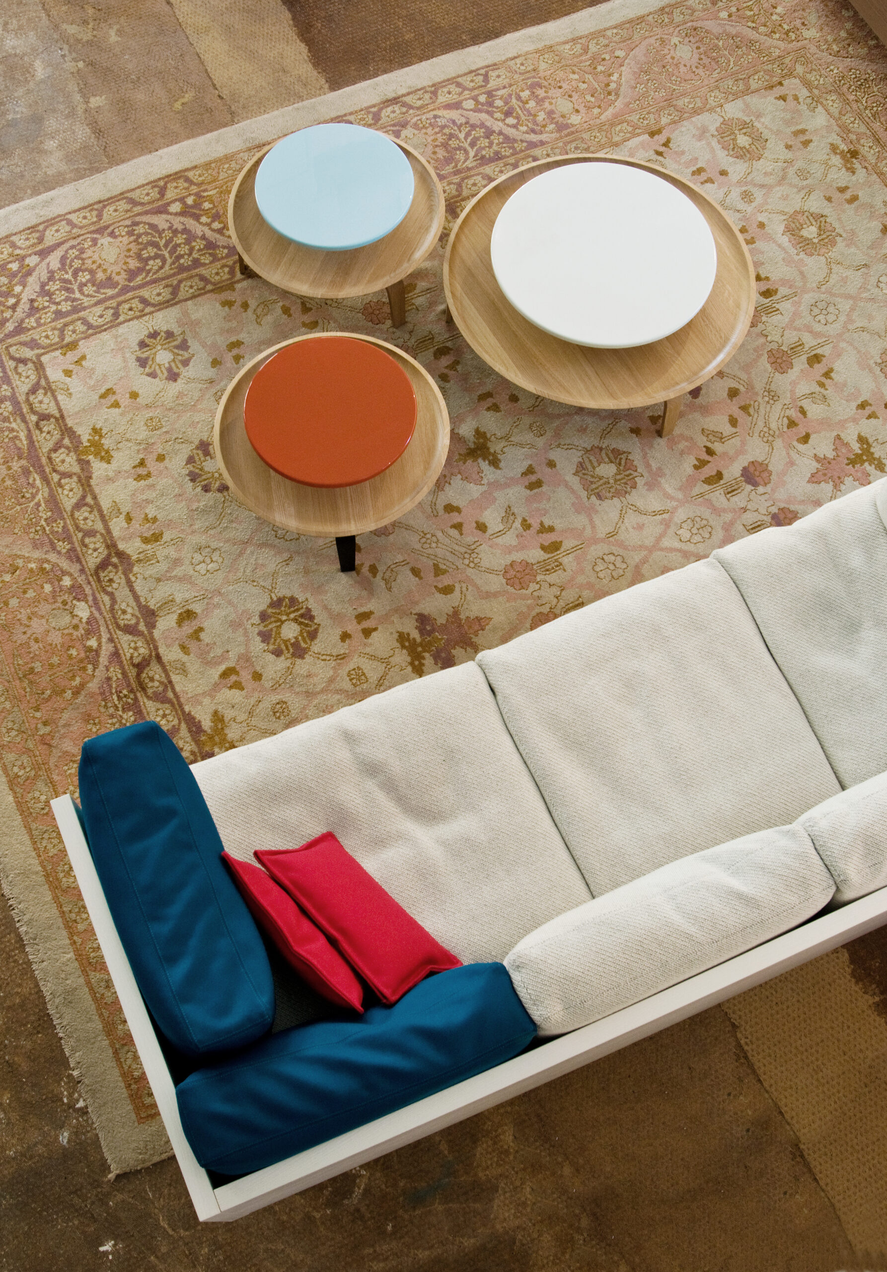 Colé Ottoman Sofa L divano basso tessuto