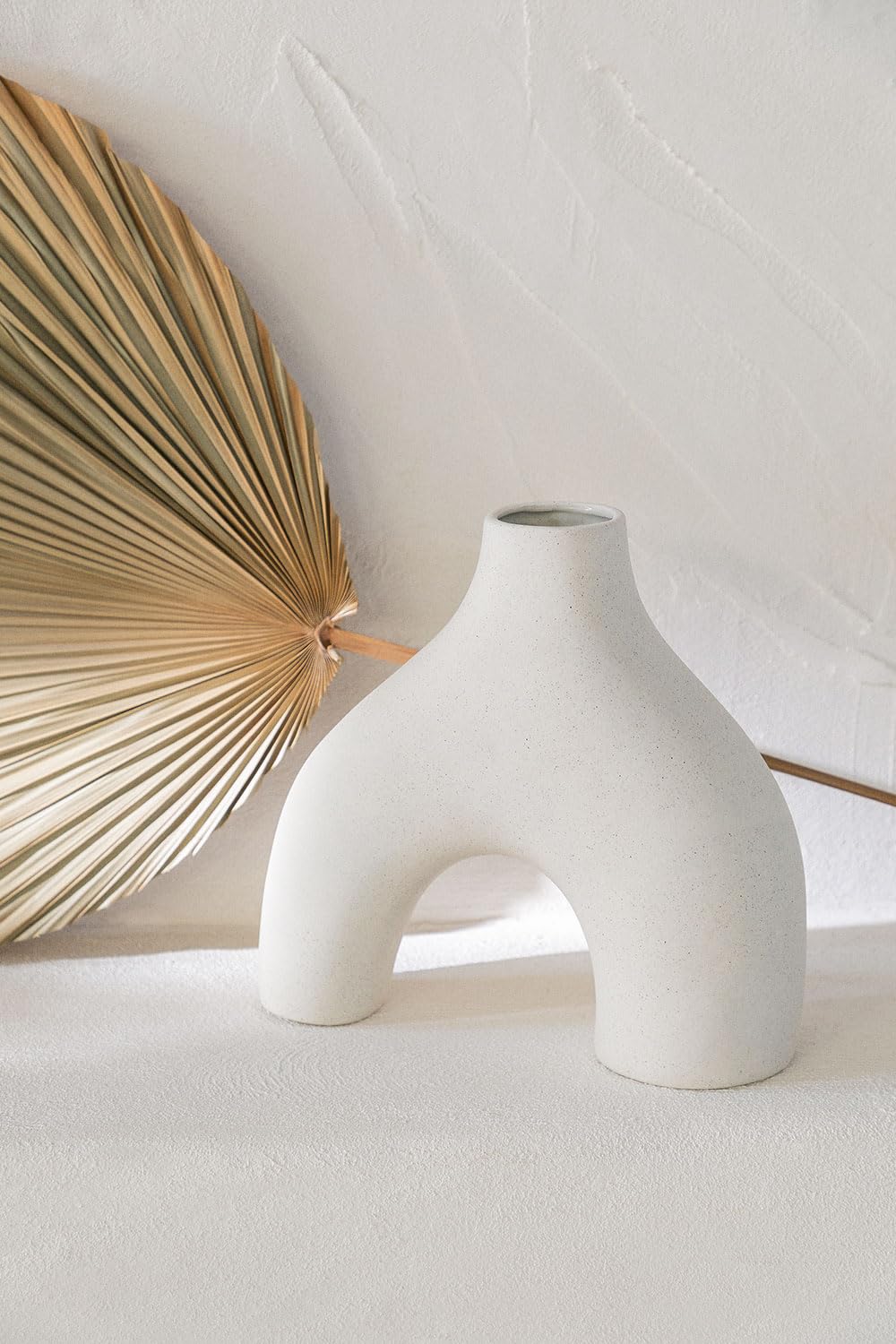 Sklum Sarkis vaso in ceramica h 24 cm curvo