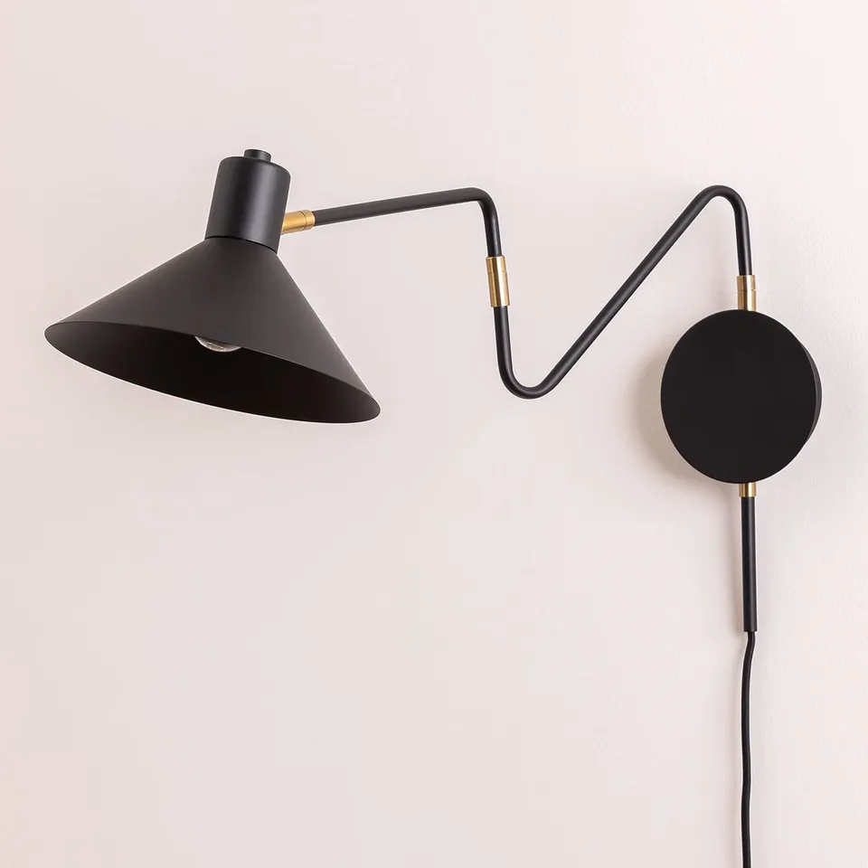 Sklum Lizz lampada da parete nera snodabile E14