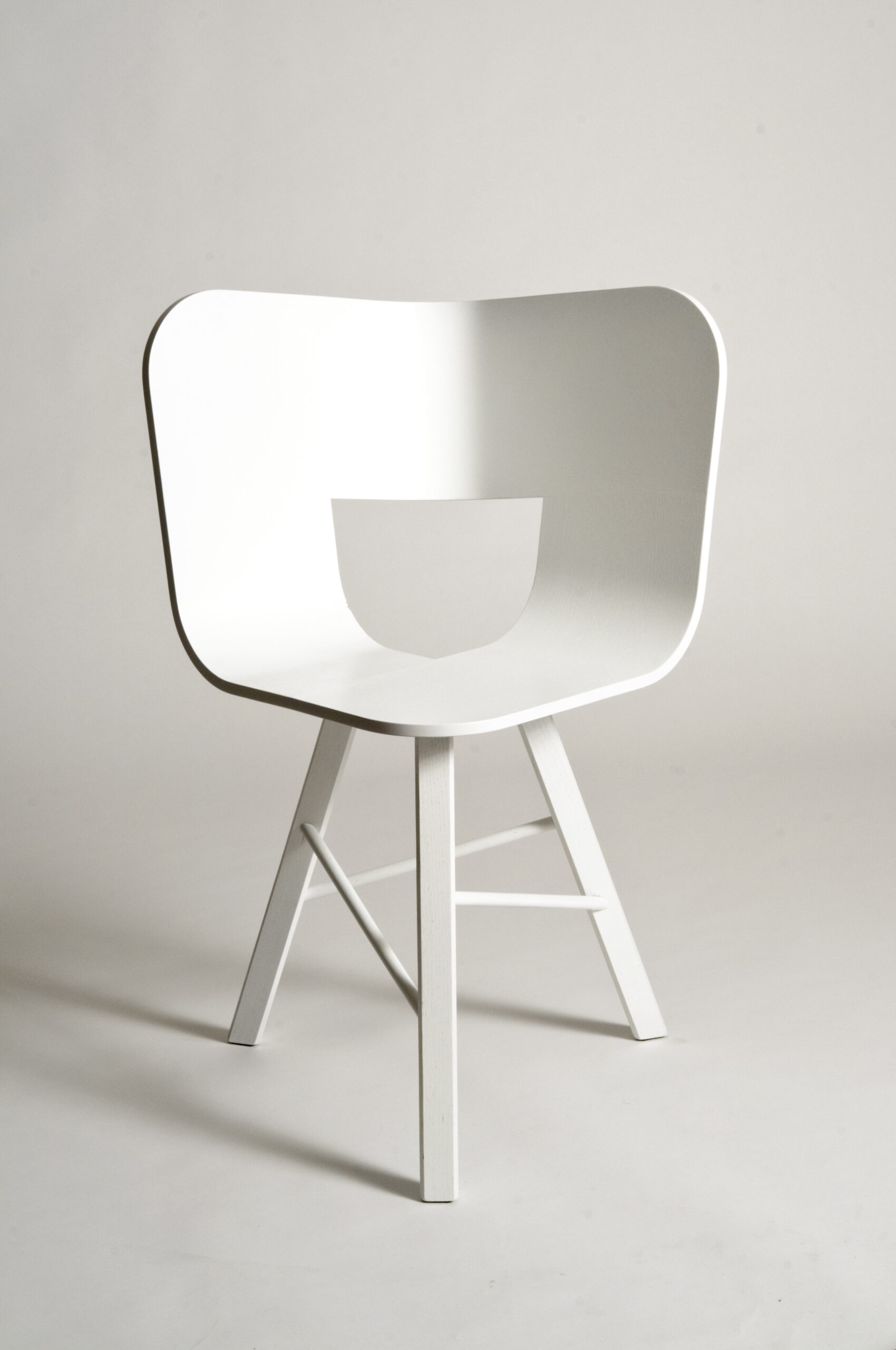 Colé Tria Wood sedia legno scultura
