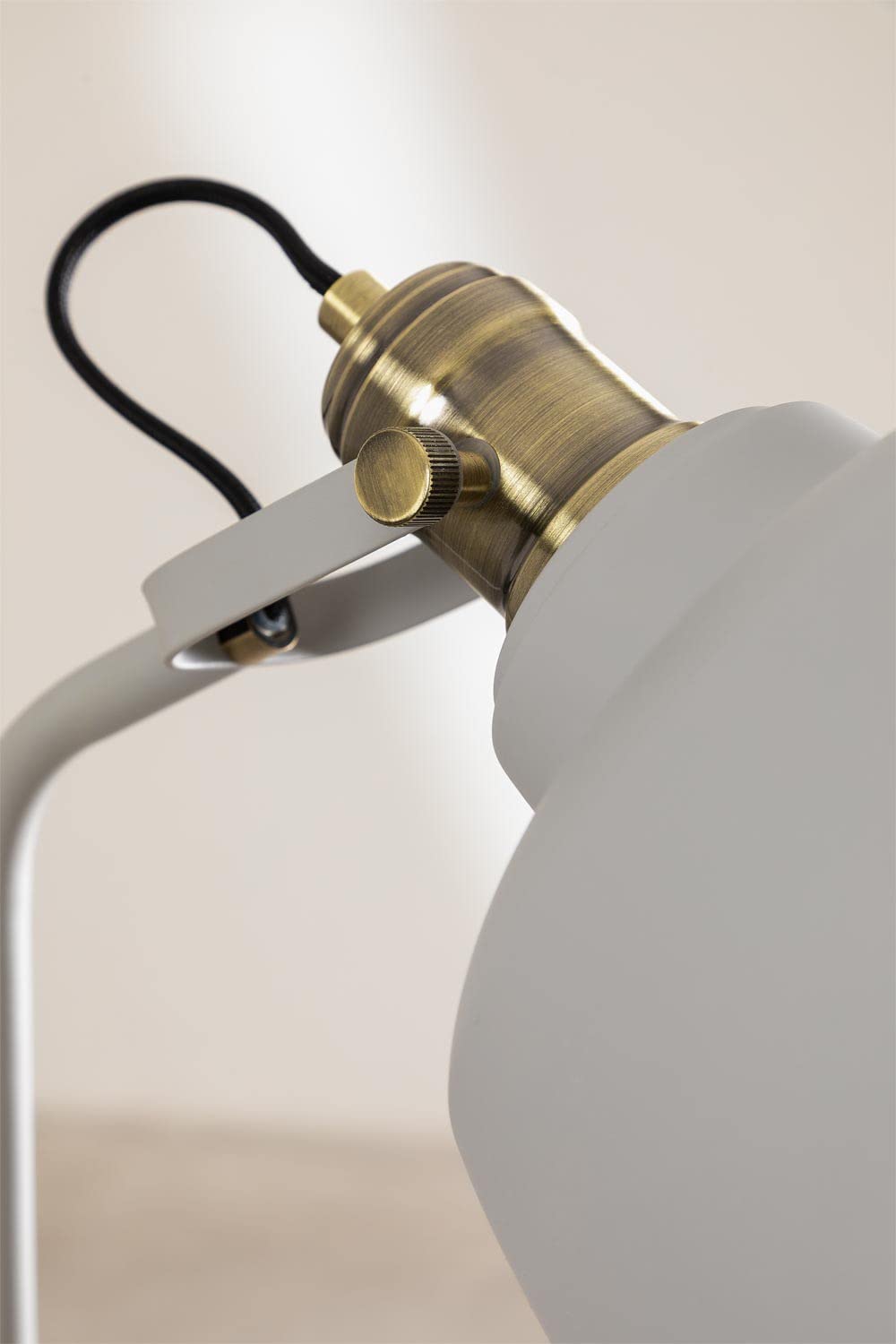 Sklum Louise lampada da terra grigio talpa chiaro ferro