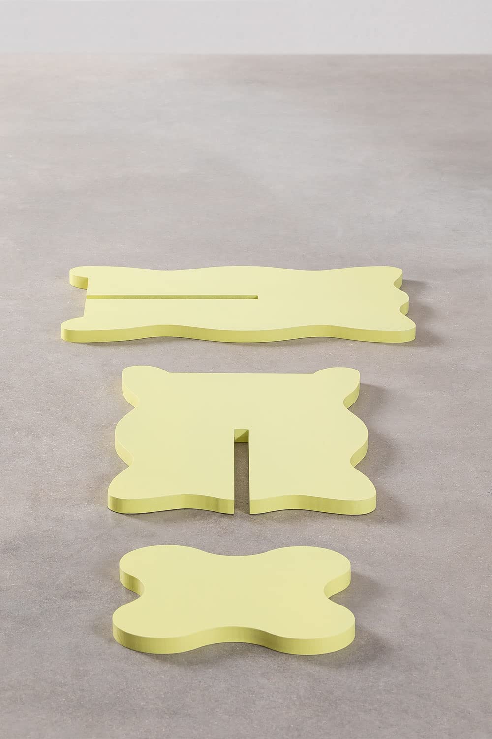 Sklum Olinka Comodino Giallo Lima 35x35 cm MDF Curvo