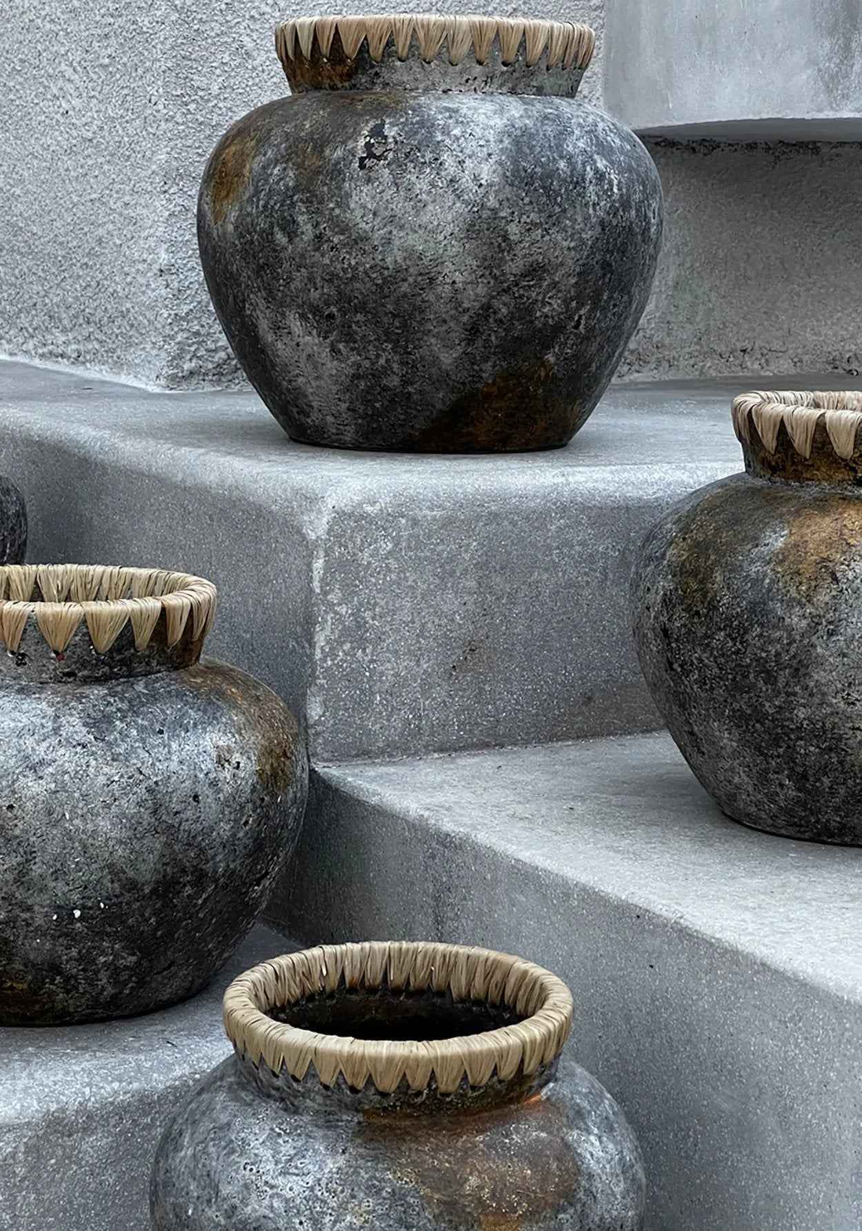 Bambua Styly vaso grigio antico M in terracotta