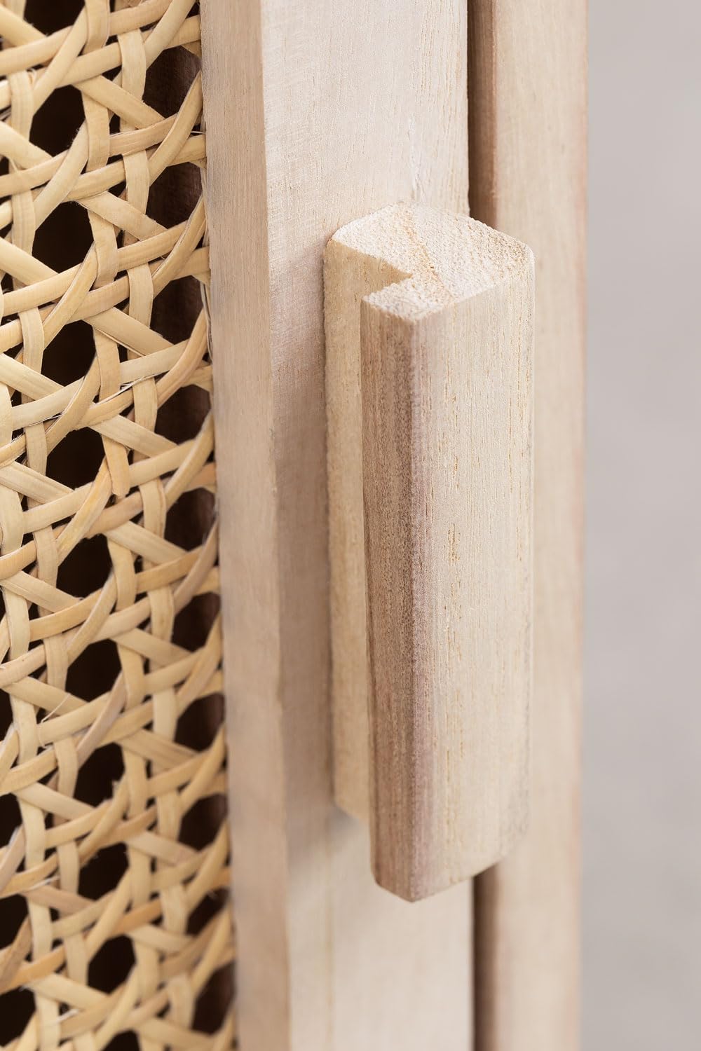 Sklum Ralik Design comodino legno naturale rattan