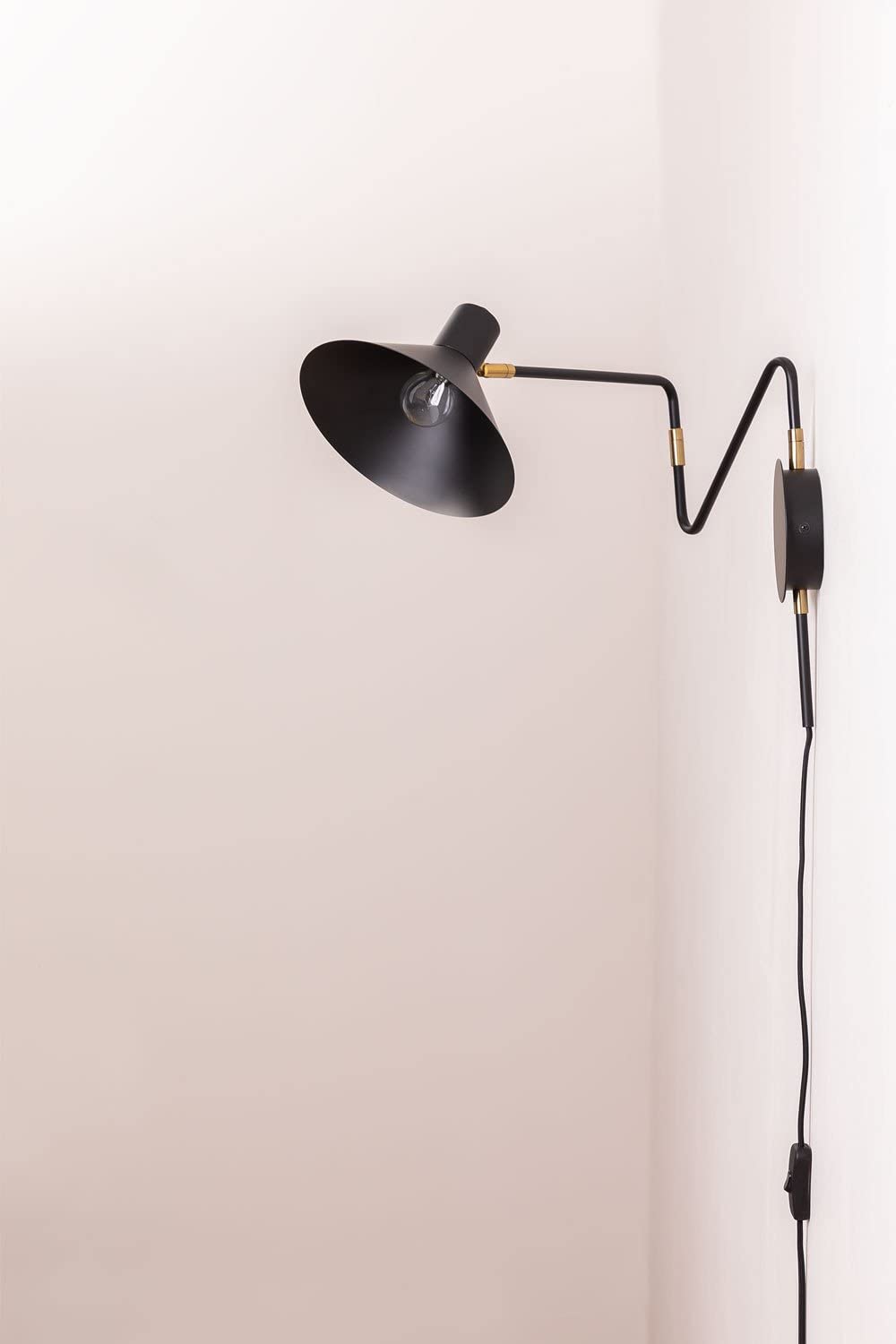 Sklum Lizz lampada da parete nera snodabile E14