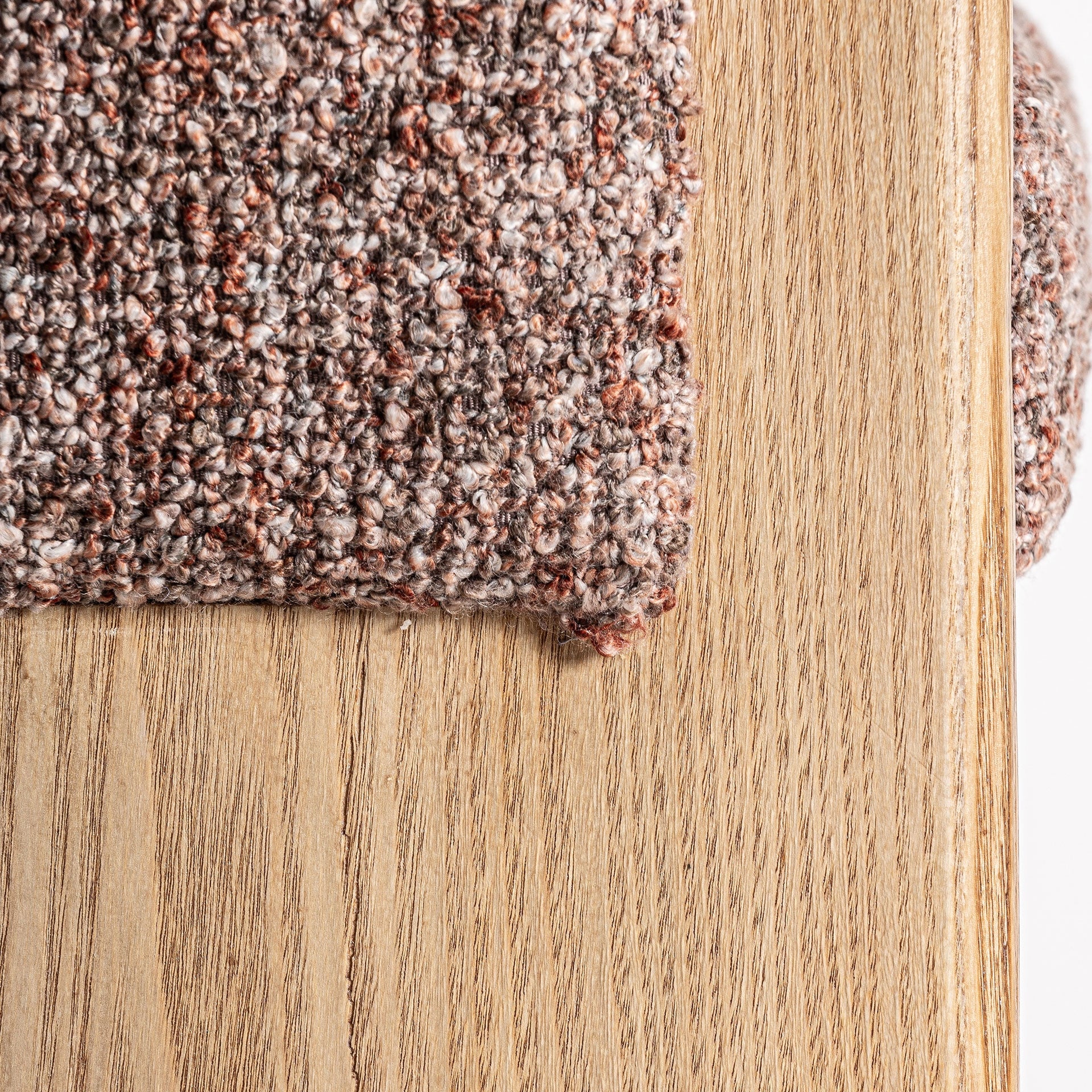 Bambua Sernier sgabello alto rovere bouclé malva