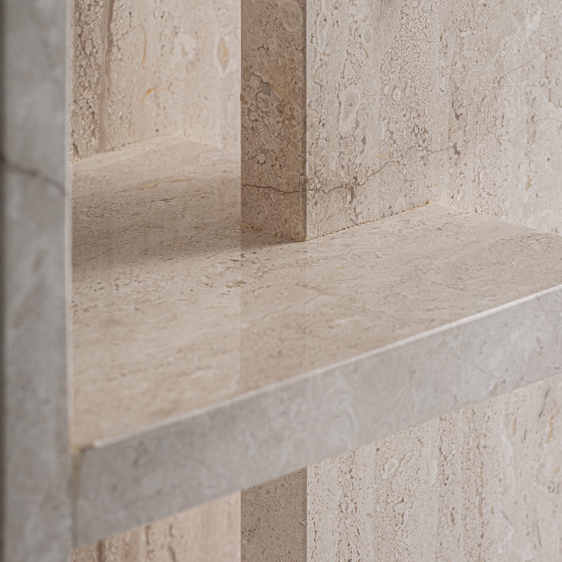 Bambua Korba comodino travertino beige