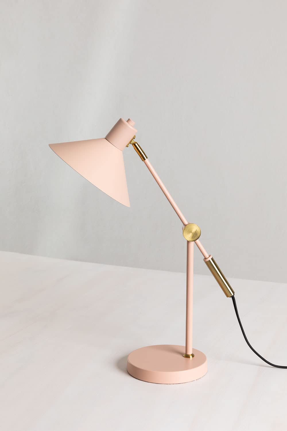 Sklum Clayt lampada da tavolo metallo incarnato 61 cm