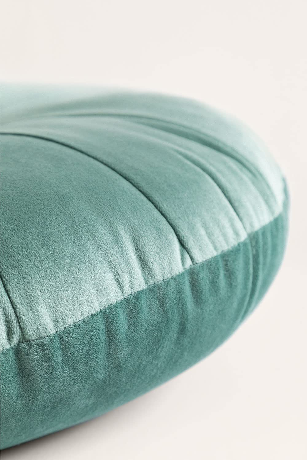 Sklum Kumba cuscino rotondo in velluto verde abete Ø38 cm