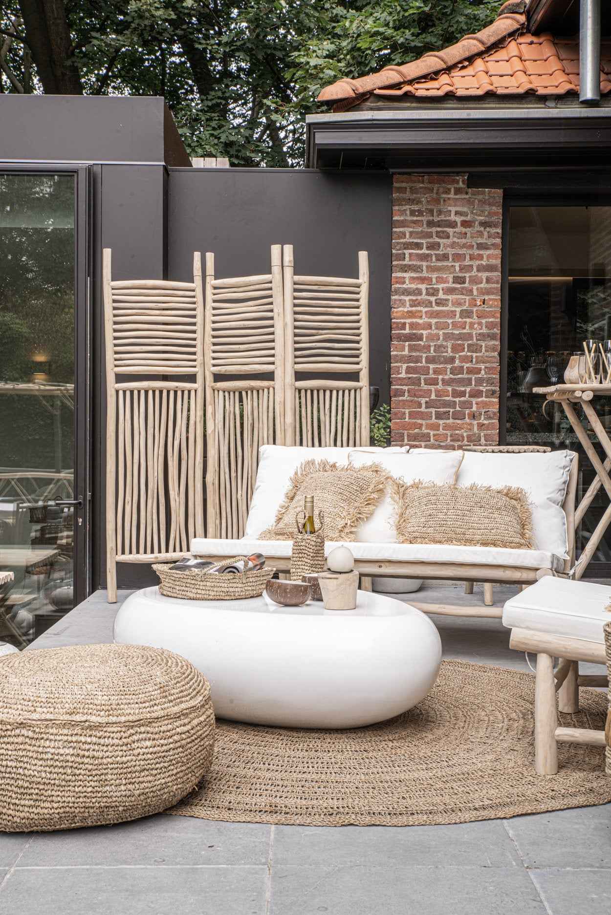 Bambua Raffia Flores pouf in rafia Natural