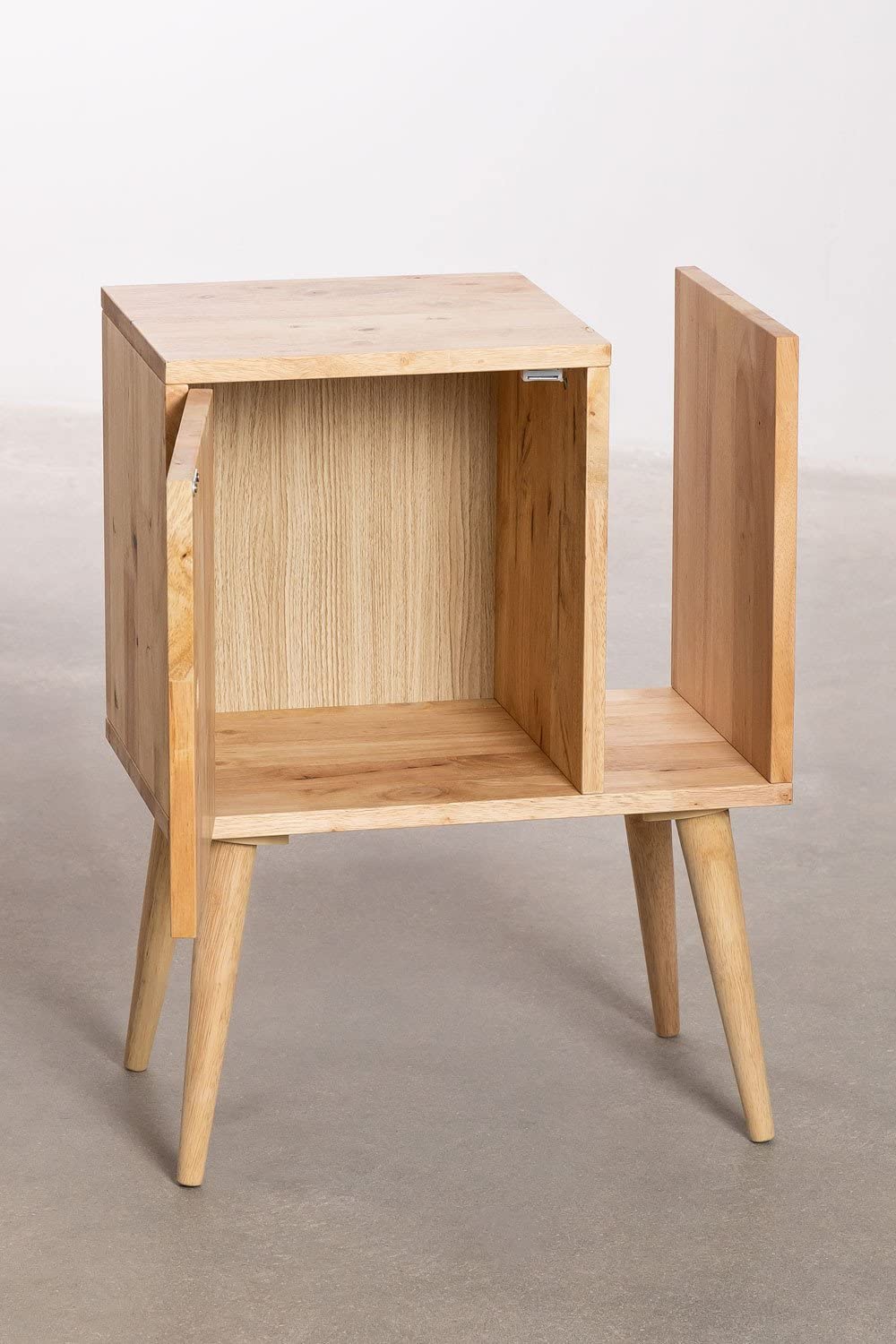 Sklum Arlan tavolino portariviste in legno