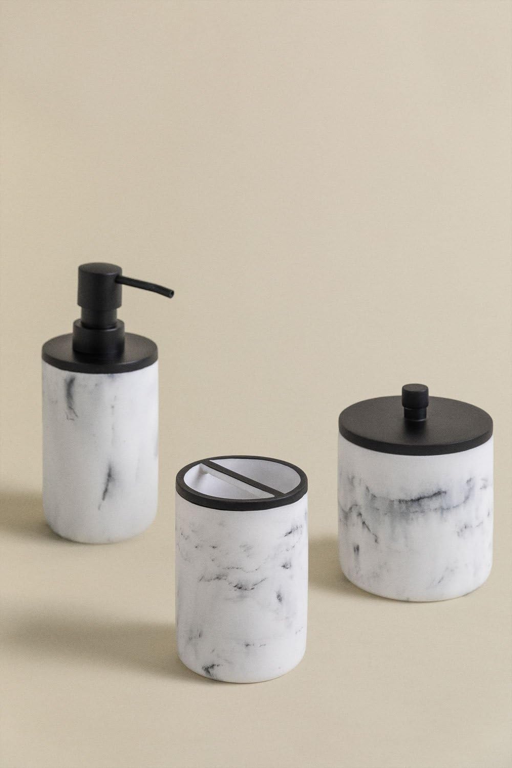 Sklum Yaele Set Bagno 3 Pezzi Bianco Effetto Marmo