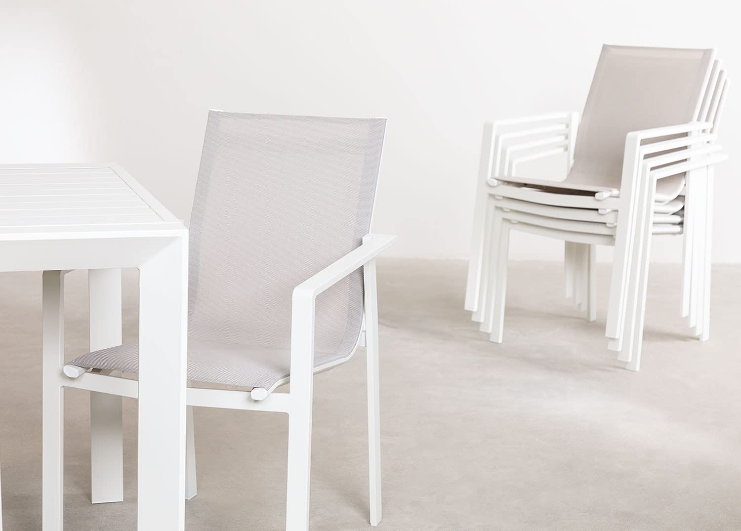 Sklum Starmi Eika Set da Giardino 180-240 cm Bianco