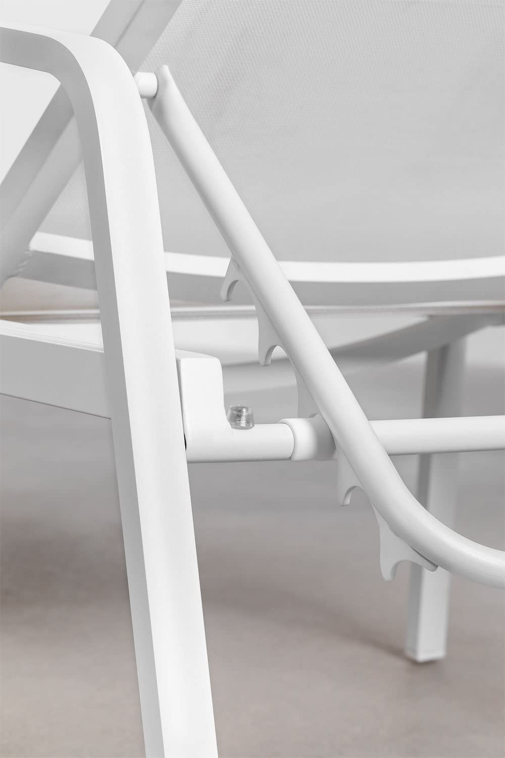 Sklum Archer lettino prendisole alluminio bianco reclinabile