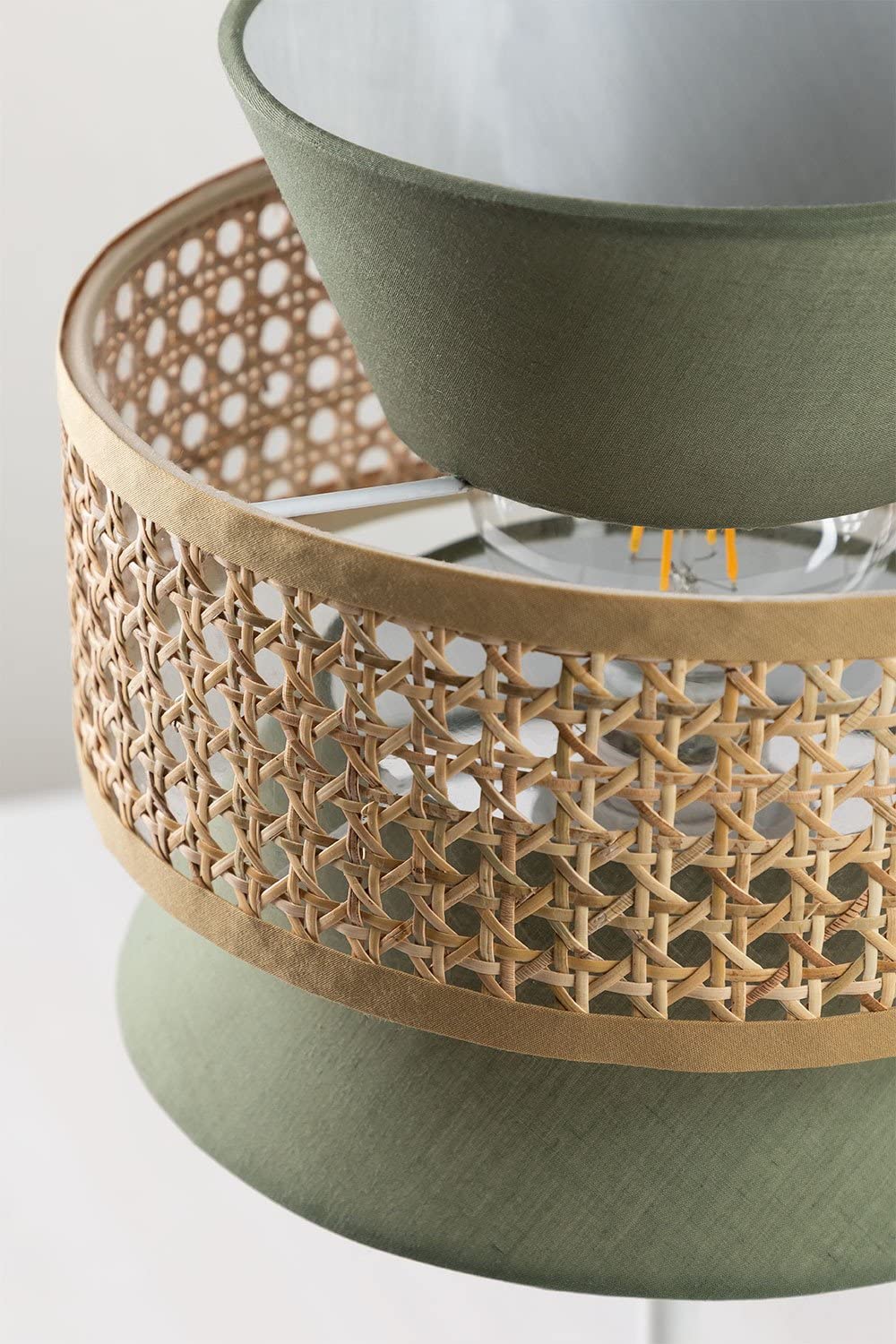 Sklum Yereh lampada da tavolo rattan verde kaki