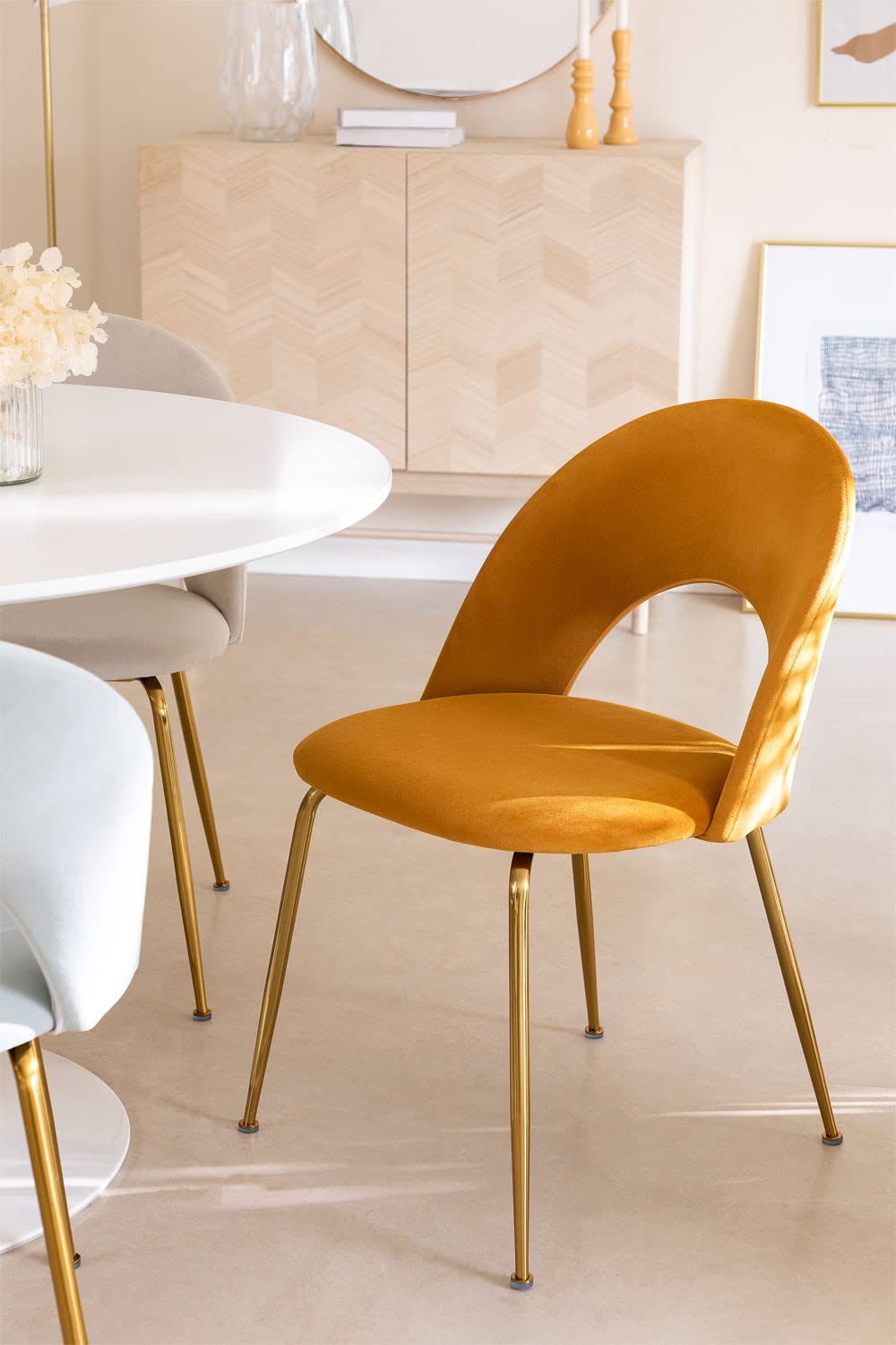 Sklum Glorys sedia pranzo velluto miele